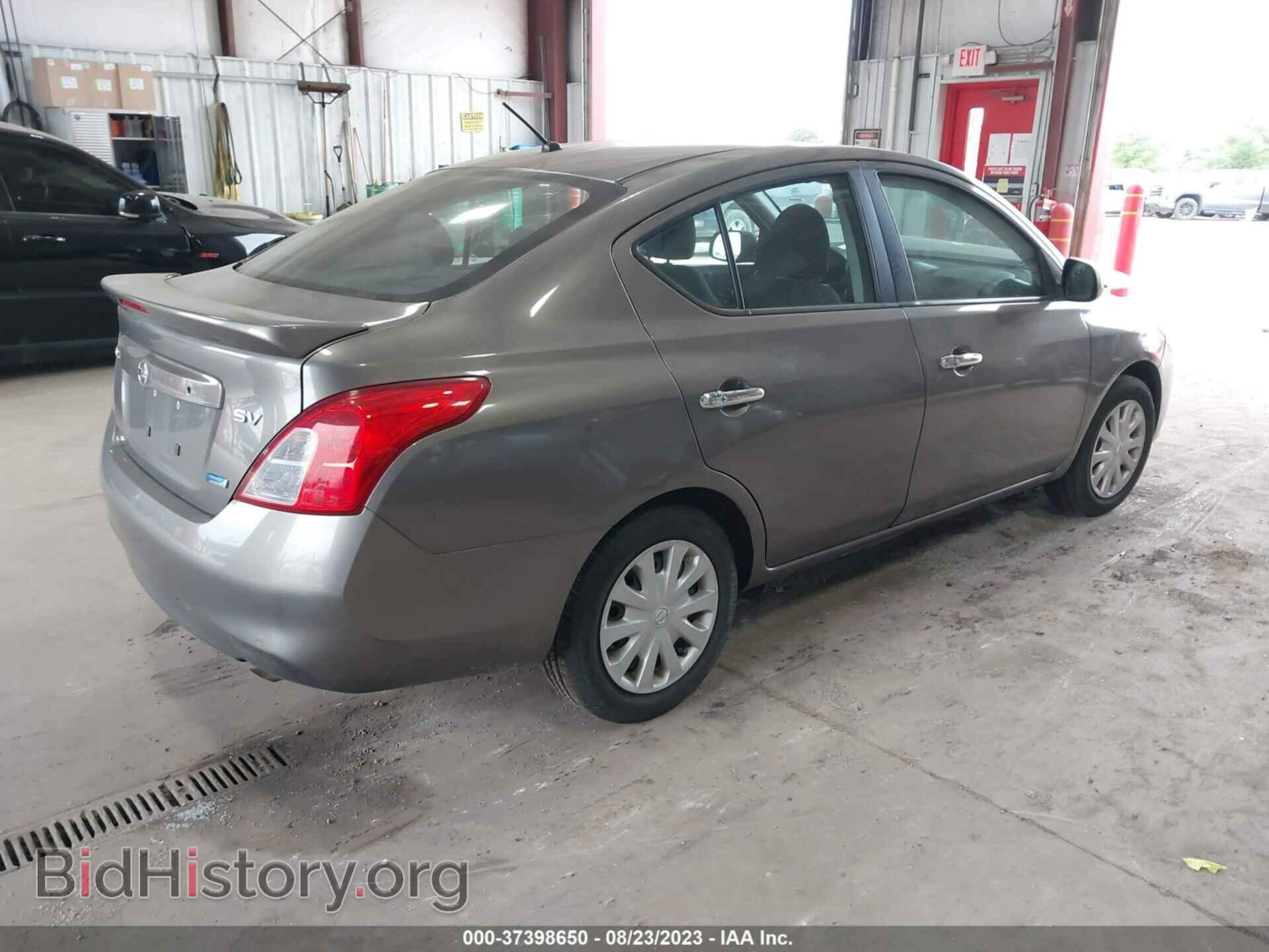2013 NISSAN VERSA - VIN: 3N1CN7AP1DL874288 - Фото 4
