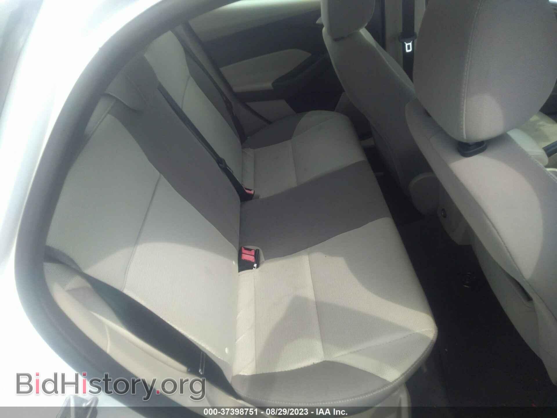 2014 FORD FOCUS - VIN: 1FADP3F21EL135698 - Photo 8