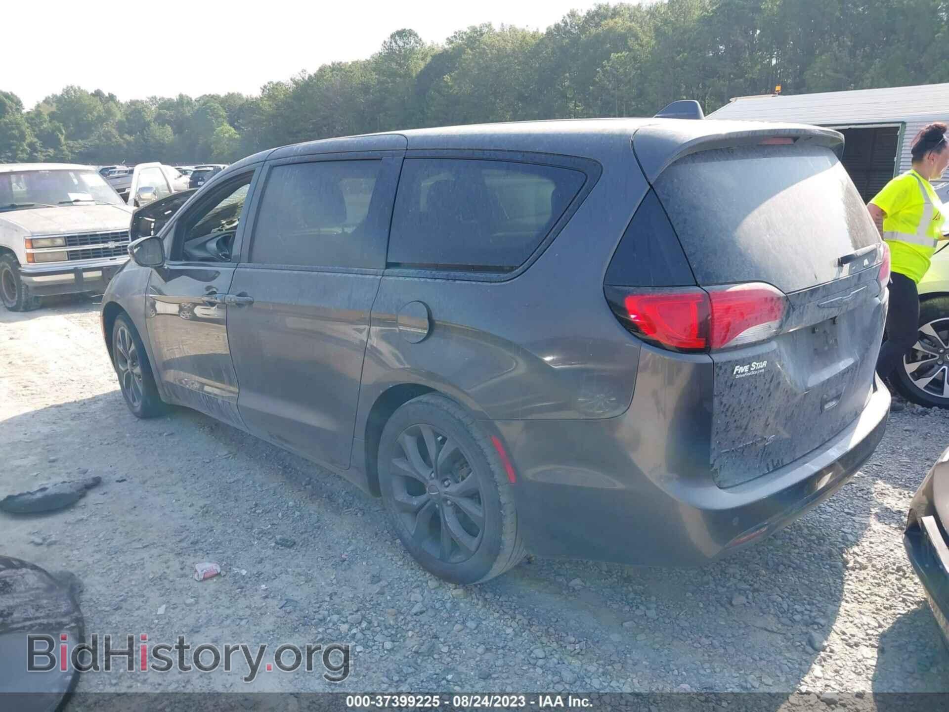 2020 CHRYSLER PACIFICA - VIN: 2C4RC1FG8LR122379 - Фото 3