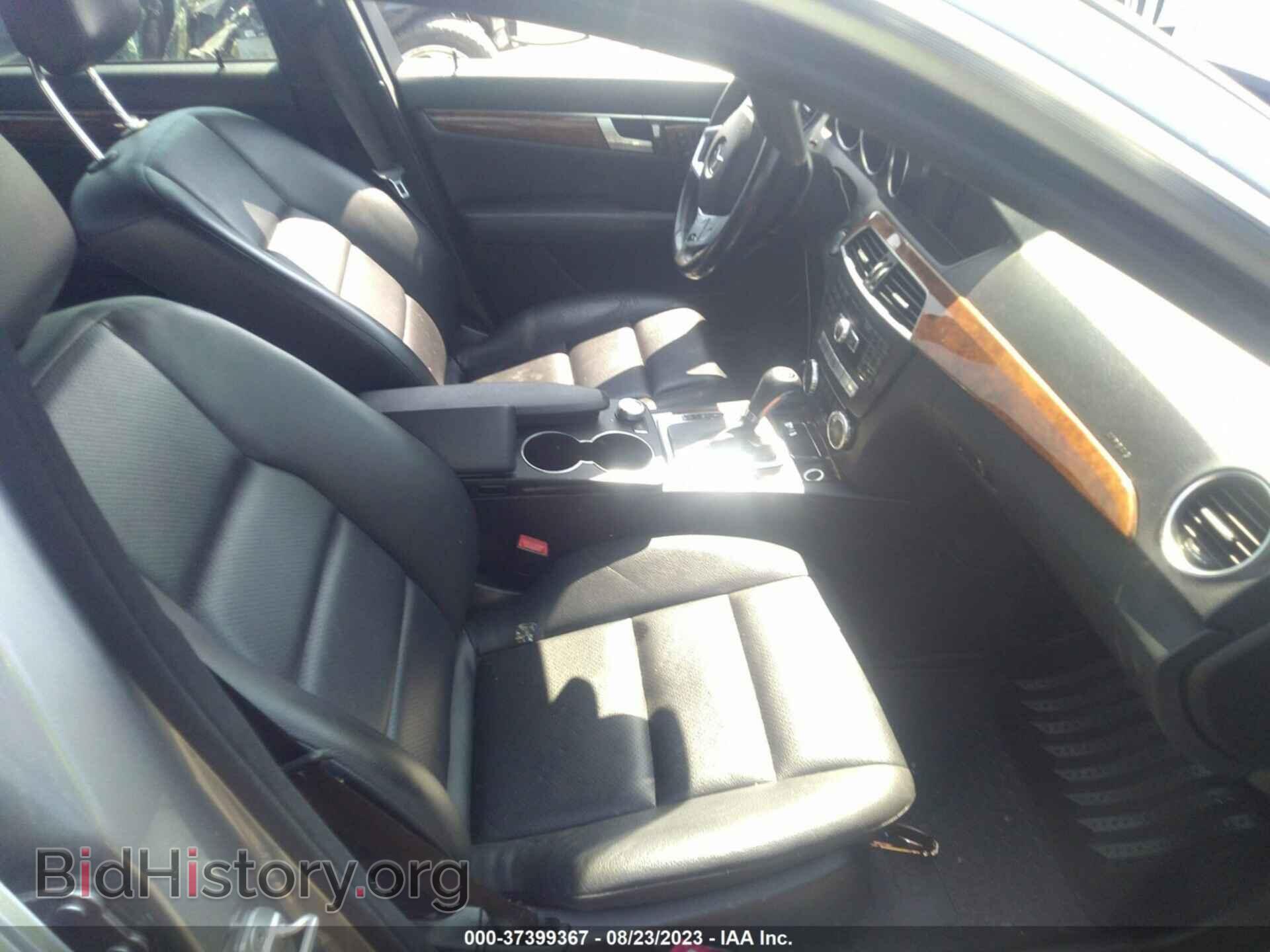 2012 MERCEDES-BENZ C-CLASS - VIN: WDDGF8BB0CA621253 - Фото 5