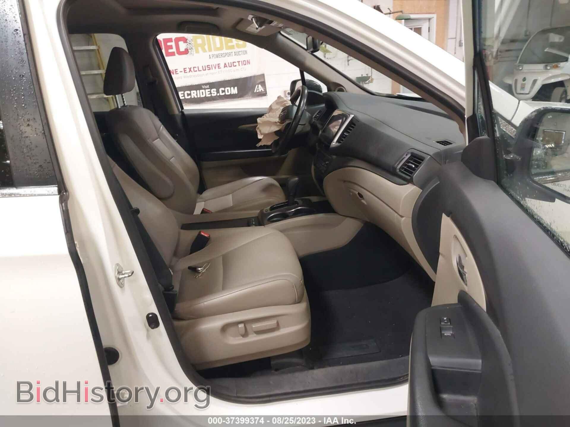2017 HONDA PILOT - VIN: 5FNYF6H78HB070493 - Фото 5