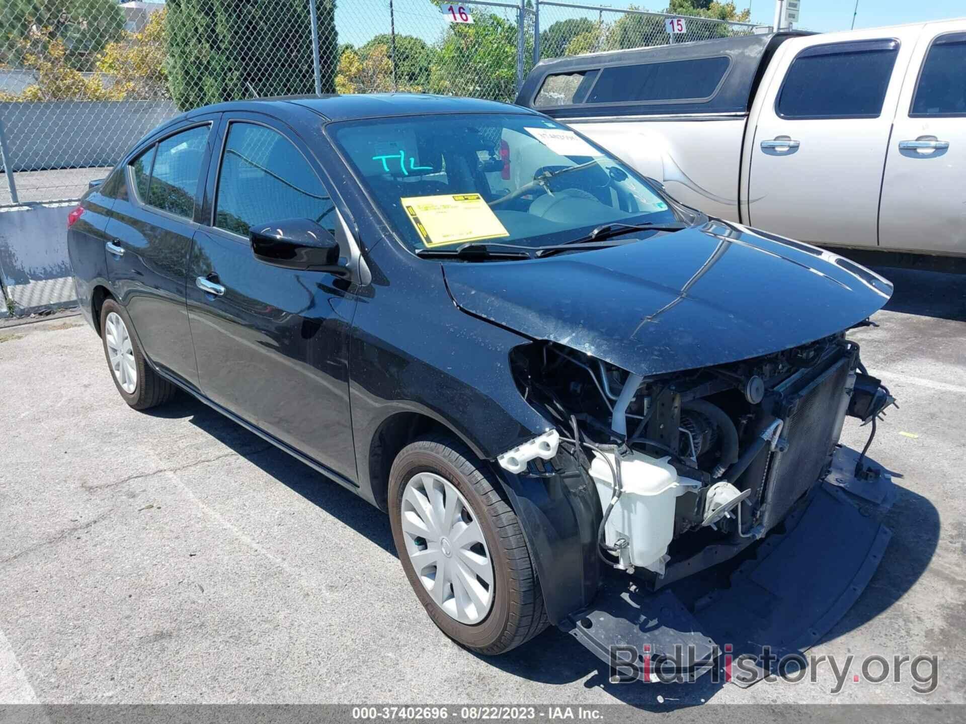 Photo 3N1CN7AP8JL800376 - NISSAN VERSA SEDAN 2018