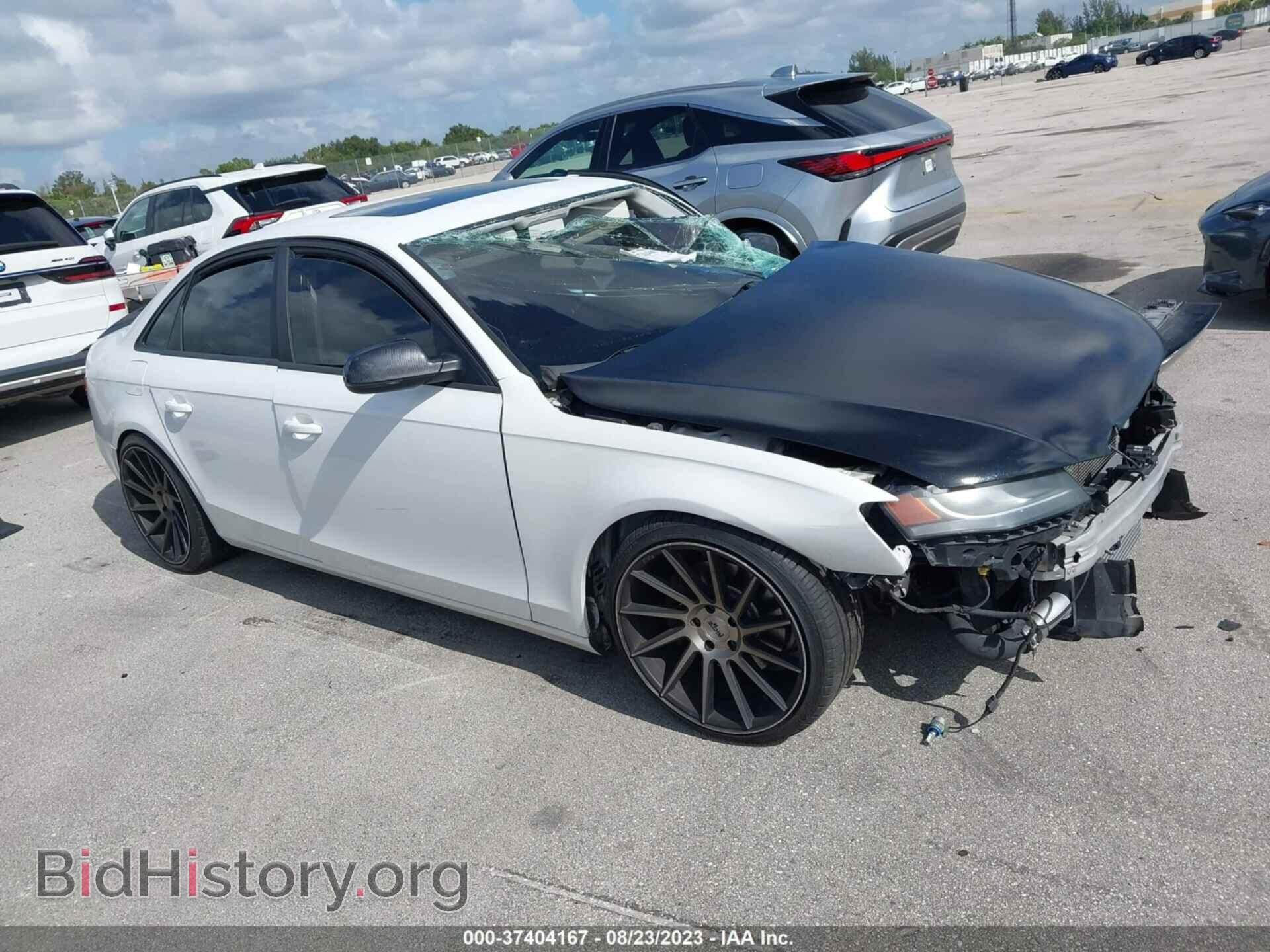 Photo WAUDFAFLXBN045151 - AUDI A4 2011