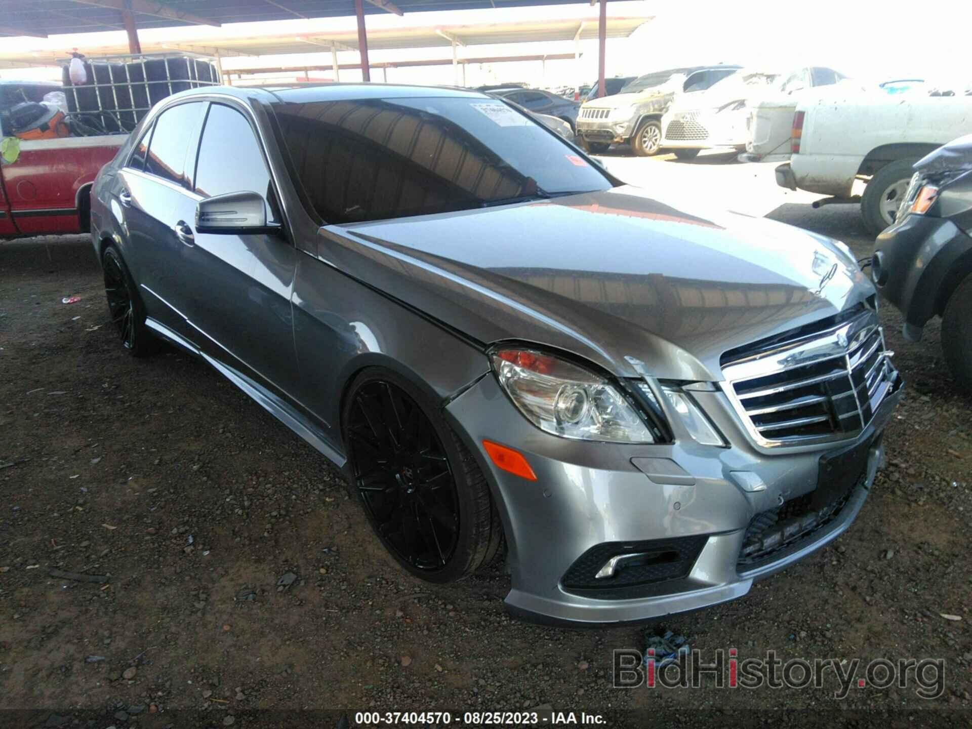 Photo WDDHF7CB7BA313900 - MERCEDES-BENZ E-CLASS 2011