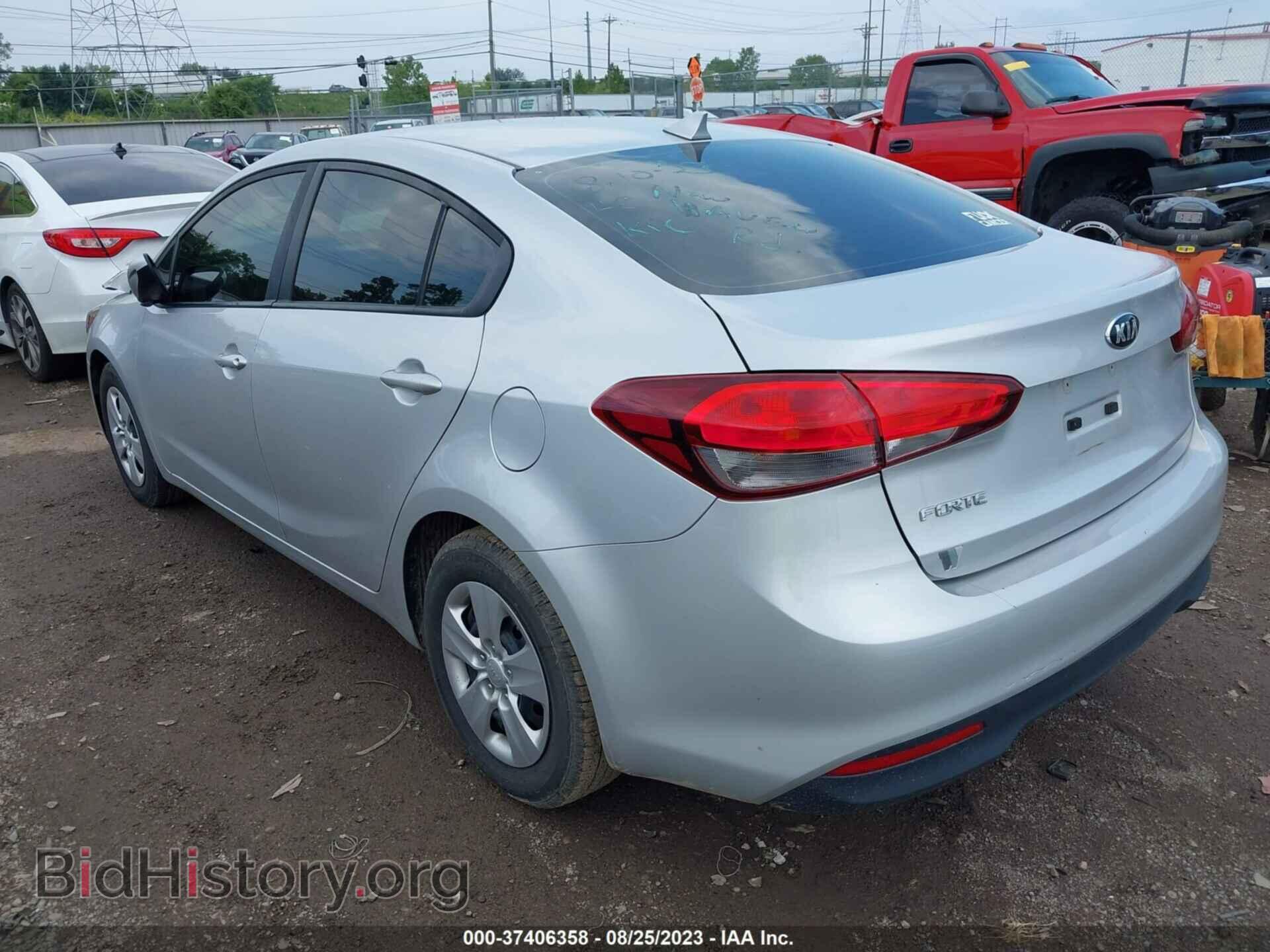 2017 KIA FORTE - VIN: 3KPFK4A78HE047206 - Фото 3