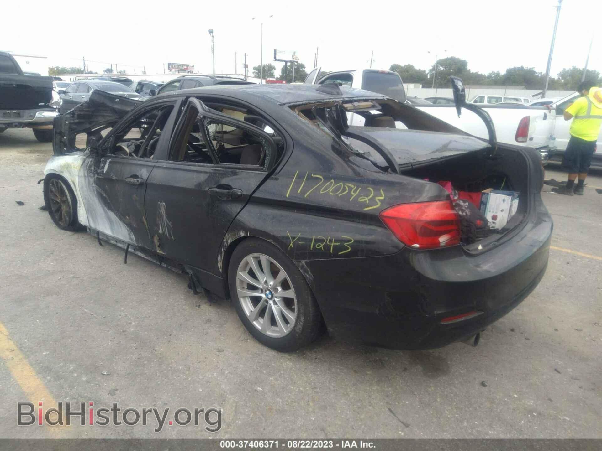 2016 BMW 3 SERIES - VIN: WBA8E1G50GNU11243 - Фото 3