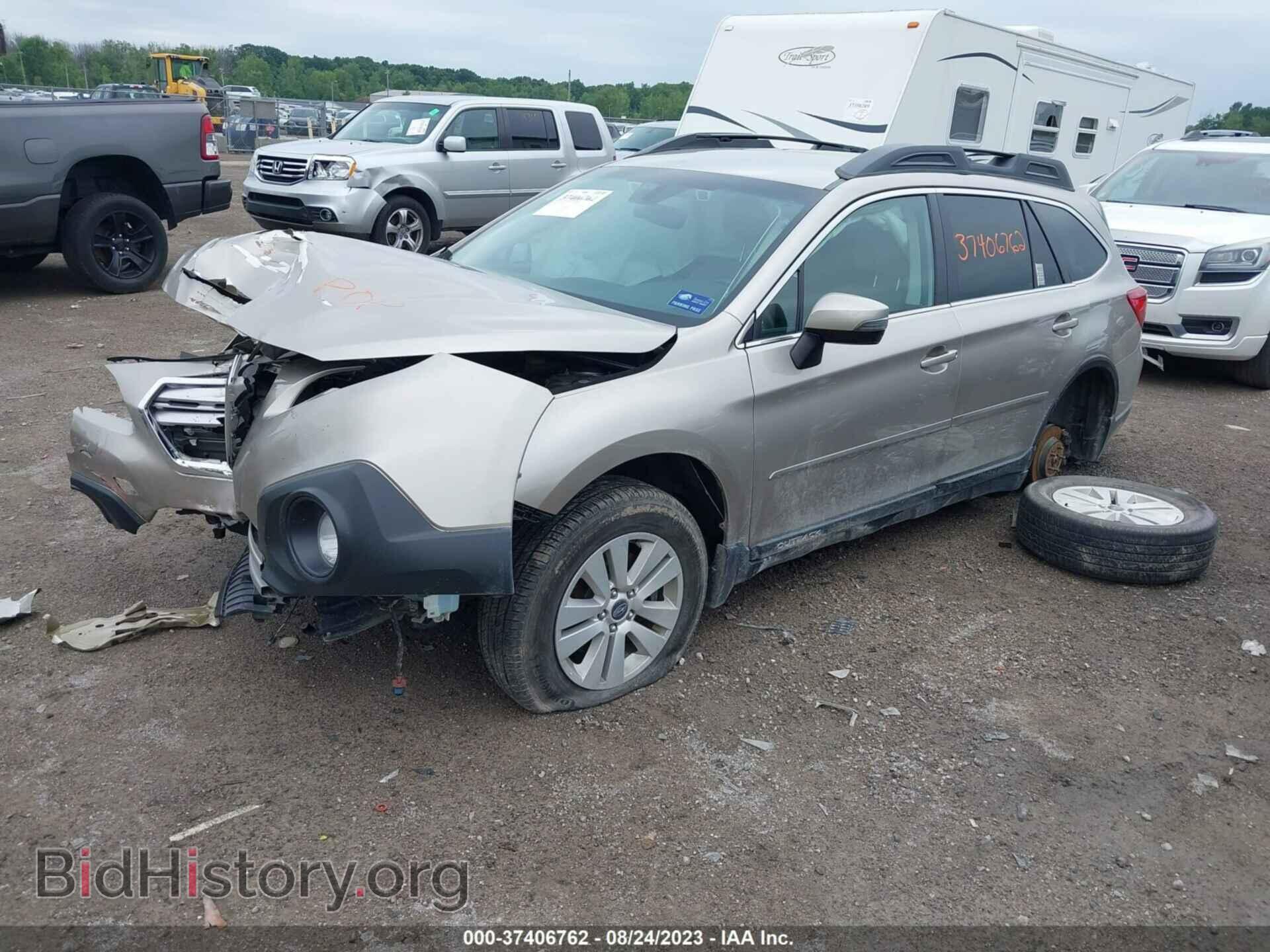2017 SUBARU OUTBACK - VIN: 4S4BSAFC2H3201897 - Фото 2