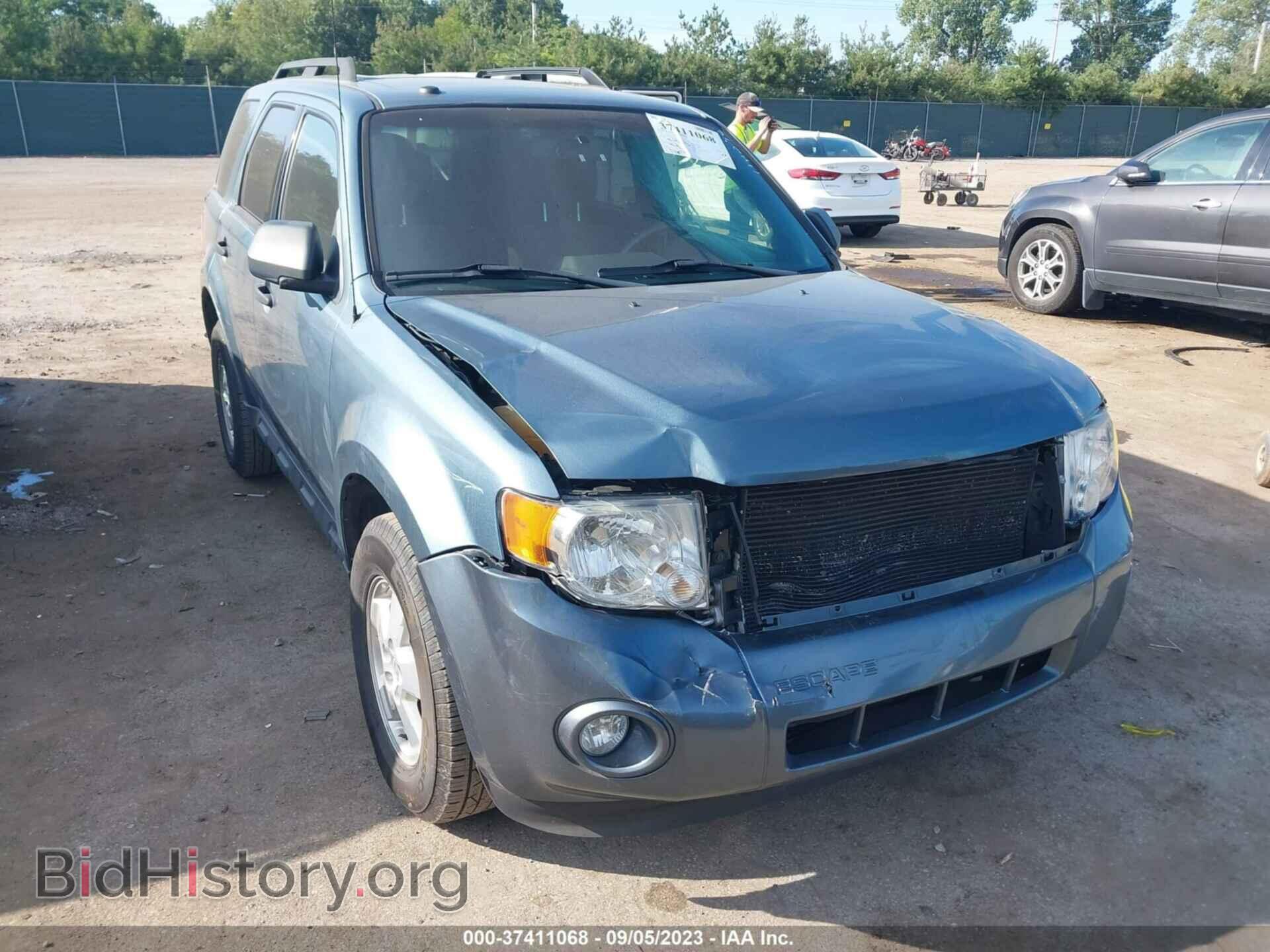 Photo 1FMCU0D79AKD32268 - FORD ESCAPE 2010