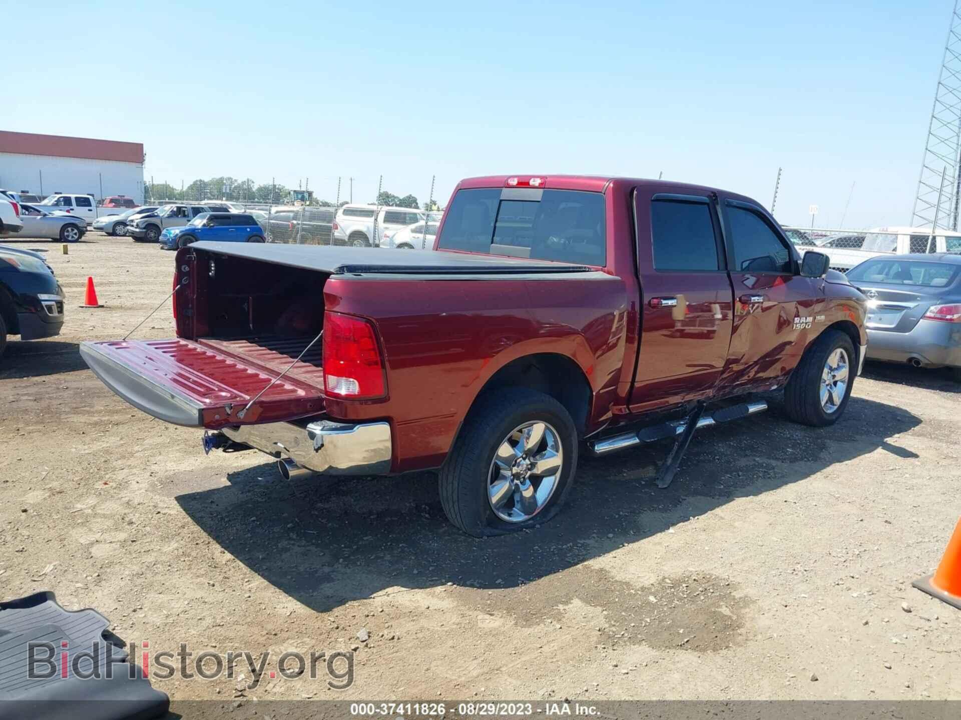 2018 RAM 1500 - VIN: 3C6RR7LT4JG196363 - Фото 4