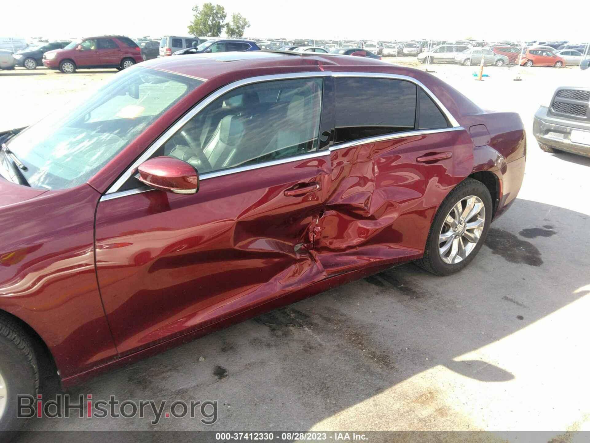 2017 CHRYSLER 300 - VIN: 2C3CCARG2HH534980 - Фото 6
