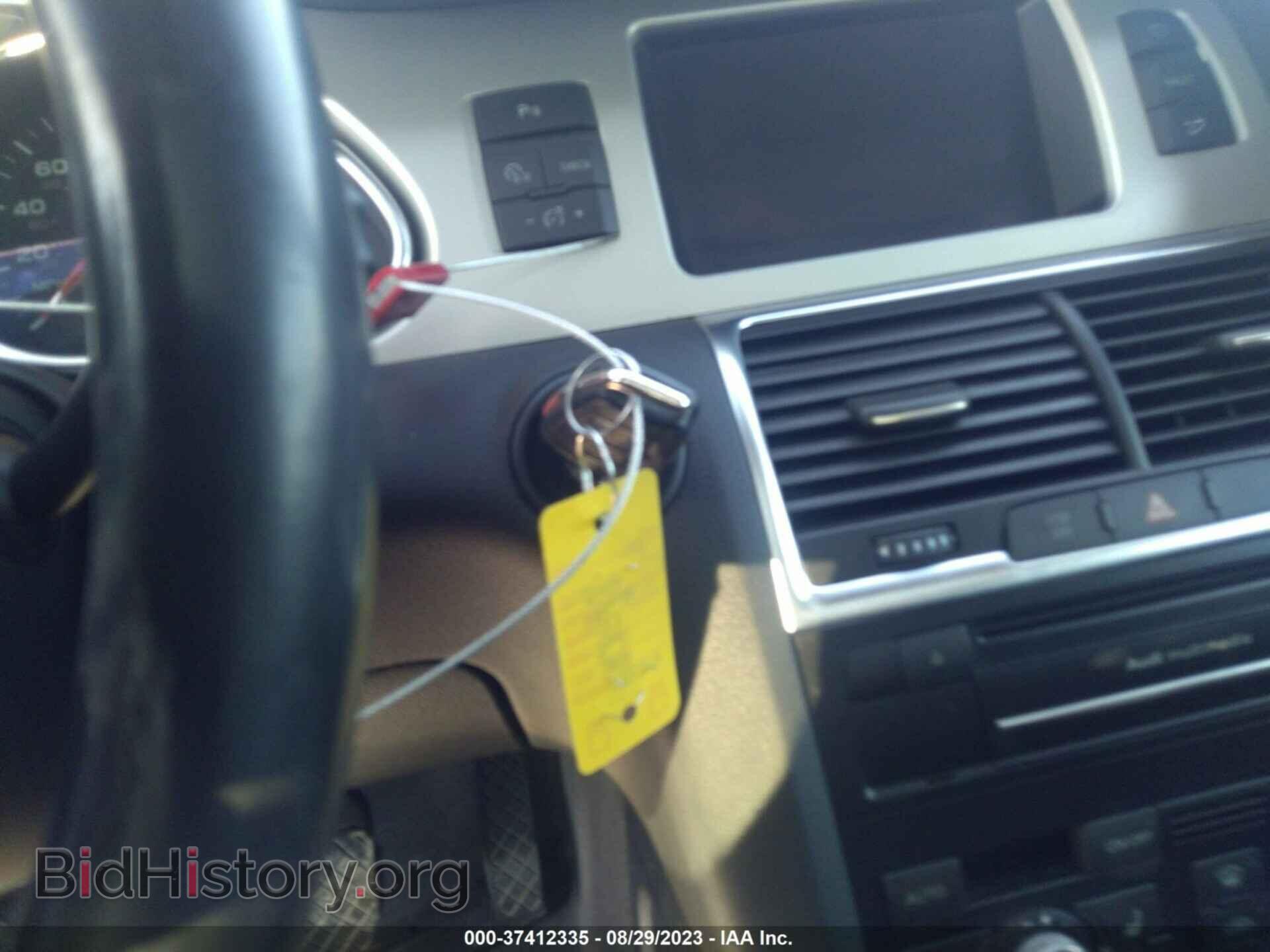 2010 AUDI Q7 - VIN: WA1VYAFEXAD000440 - Фото 11