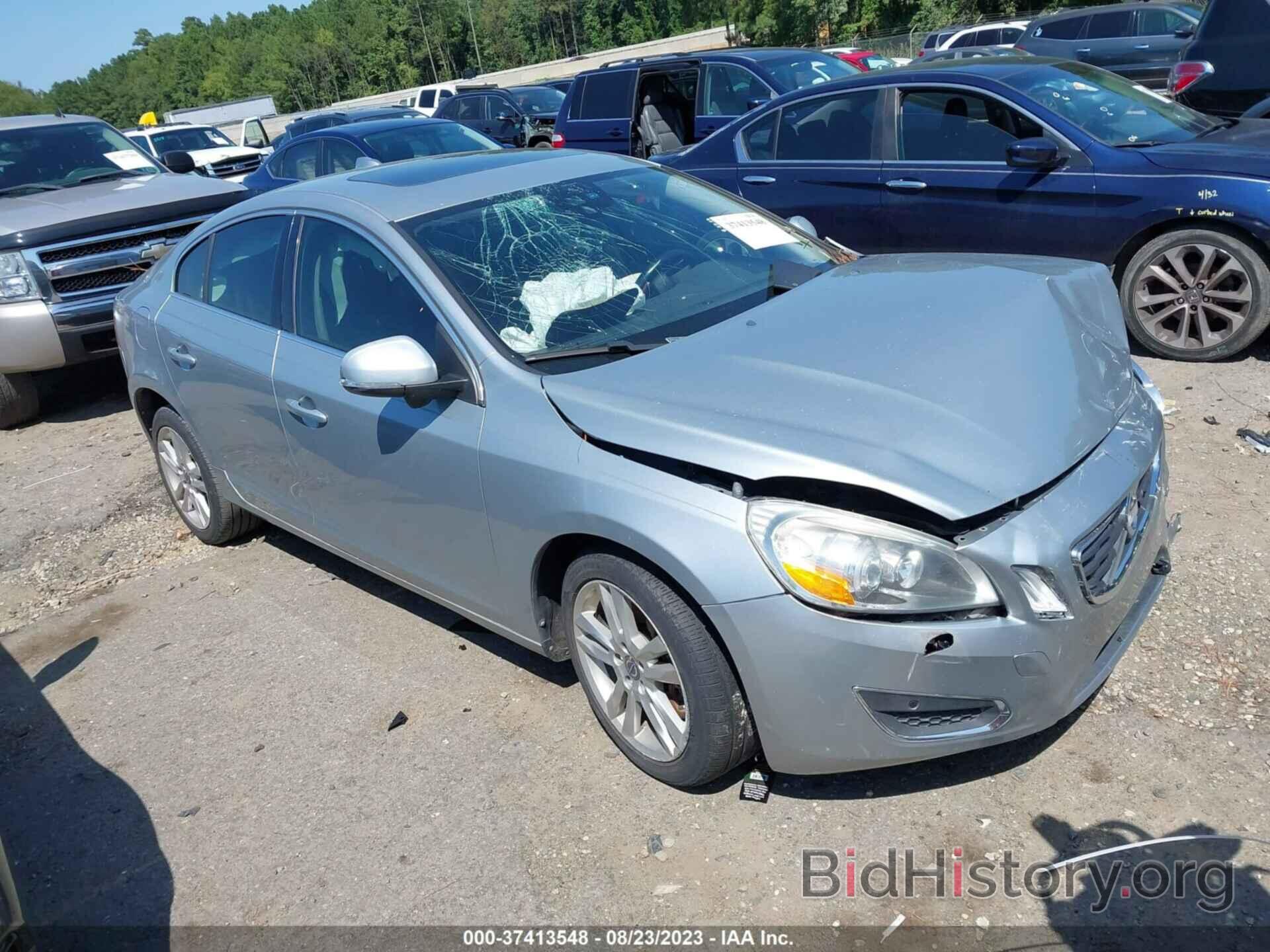 Photo YV1902FH1B2008044 - VOLVO S60 2011