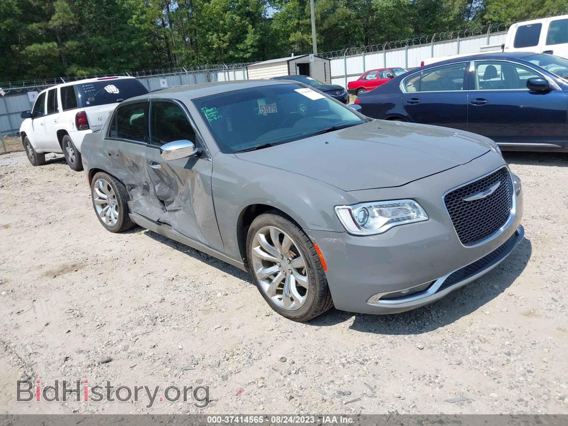 Фотография 2C3CCAEG2KH536693 - CHRYSLER 300 2019