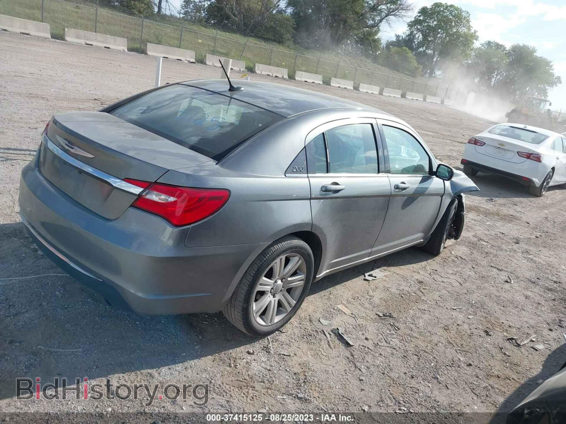 2013 CHRYSLER 200 - VIN: 1C3CCBAB8DN762229 - Photo 4