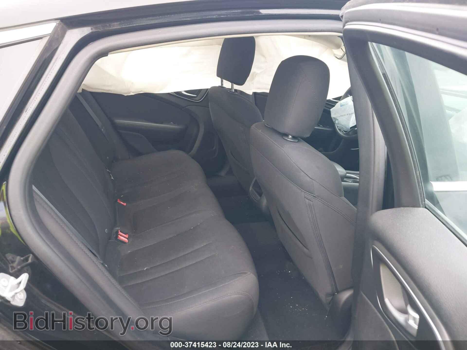 2015 CHRYSLER 200 - VIN: 1C3CCCAB0FN700929 - Фото 8