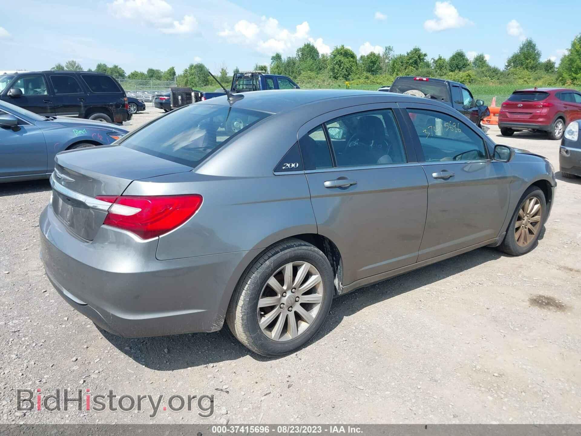 2012 CHRYSLER 200 - VIN: 1C3CCBBBXCN300641 - Фото 4