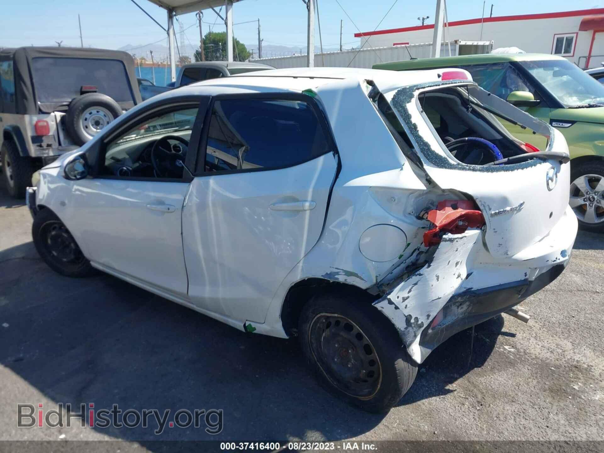 2011 MAZDA MAZDA2 - VIN: JM1DE1HZ1B0128570 - Фото 3
