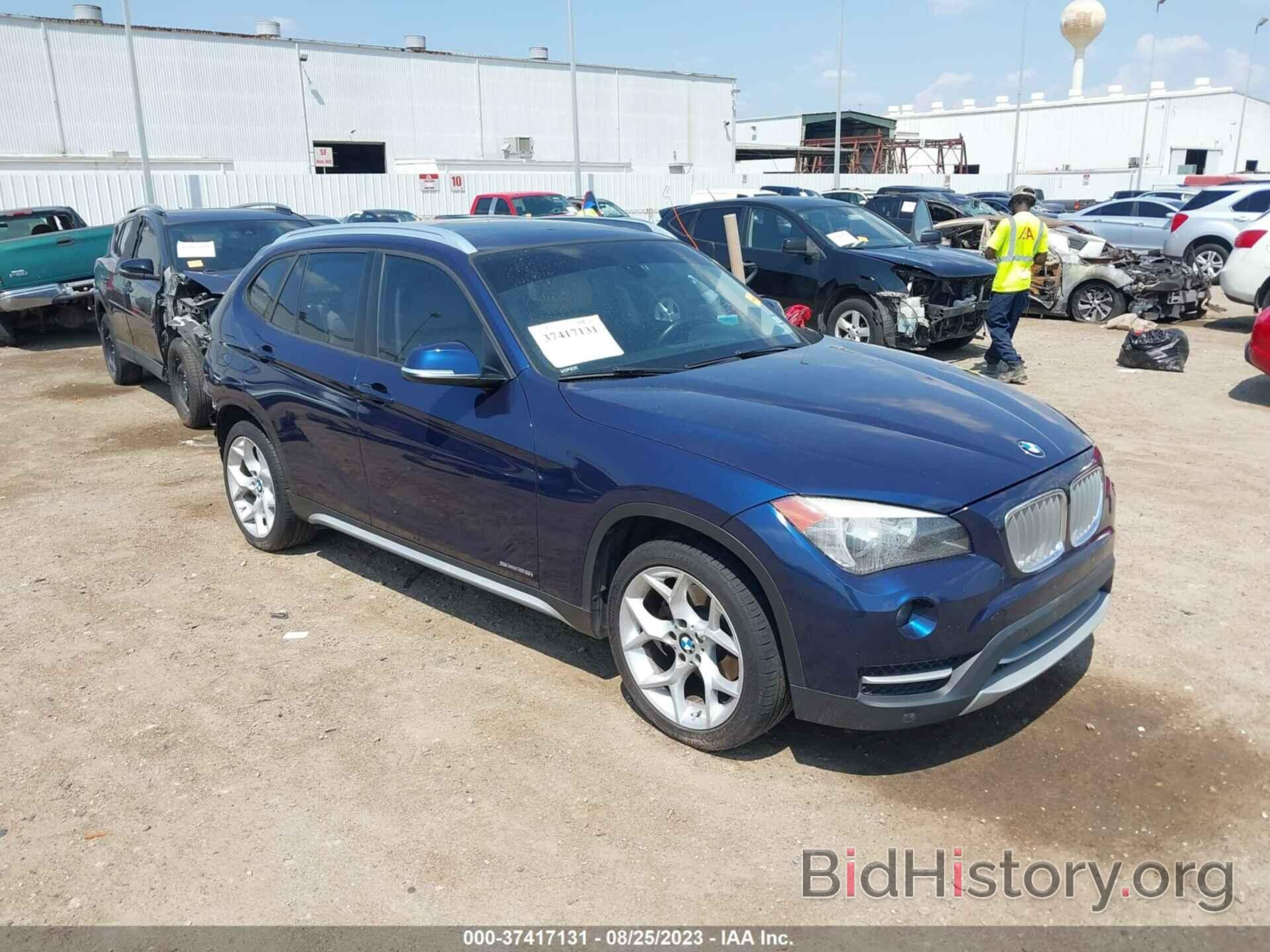 Photo WBAVM1C53DVW46372 - BMW X1 2013