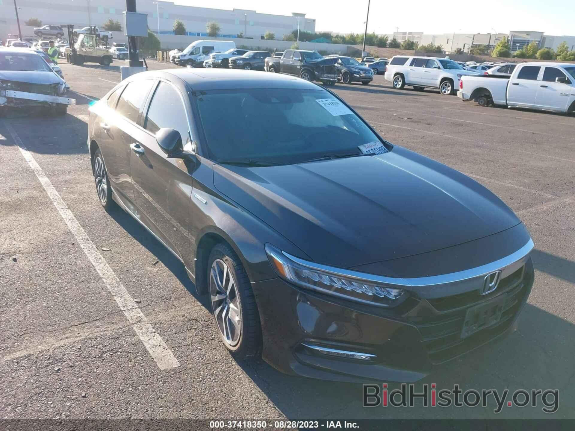 Фотография 1HGCV3F99JA006740 - HONDA ACCORD HYBRID 2018