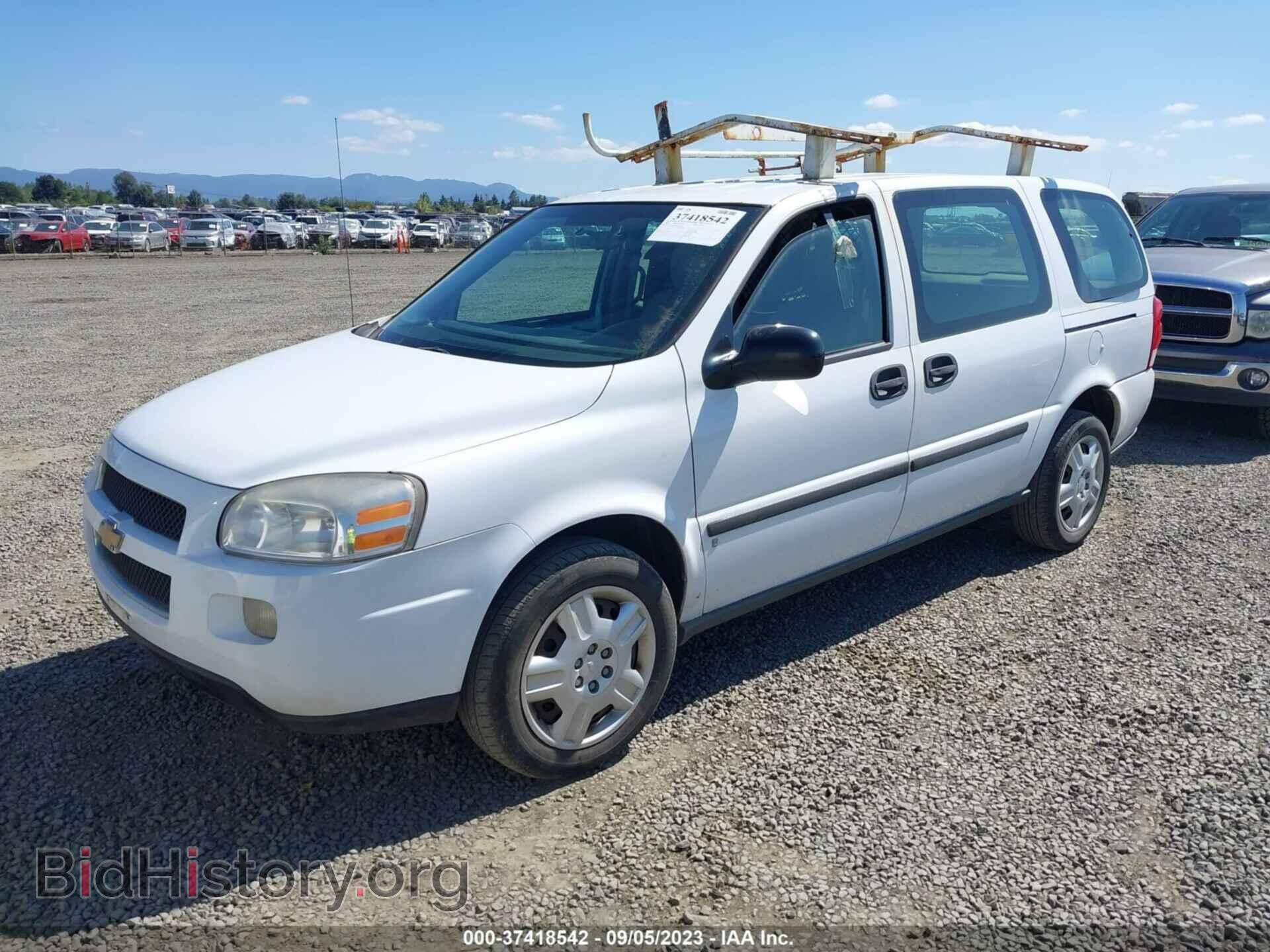 2008 CHEVROLET UPLANDER - VIN: 1GBDV13W28D211332 - Фото 2