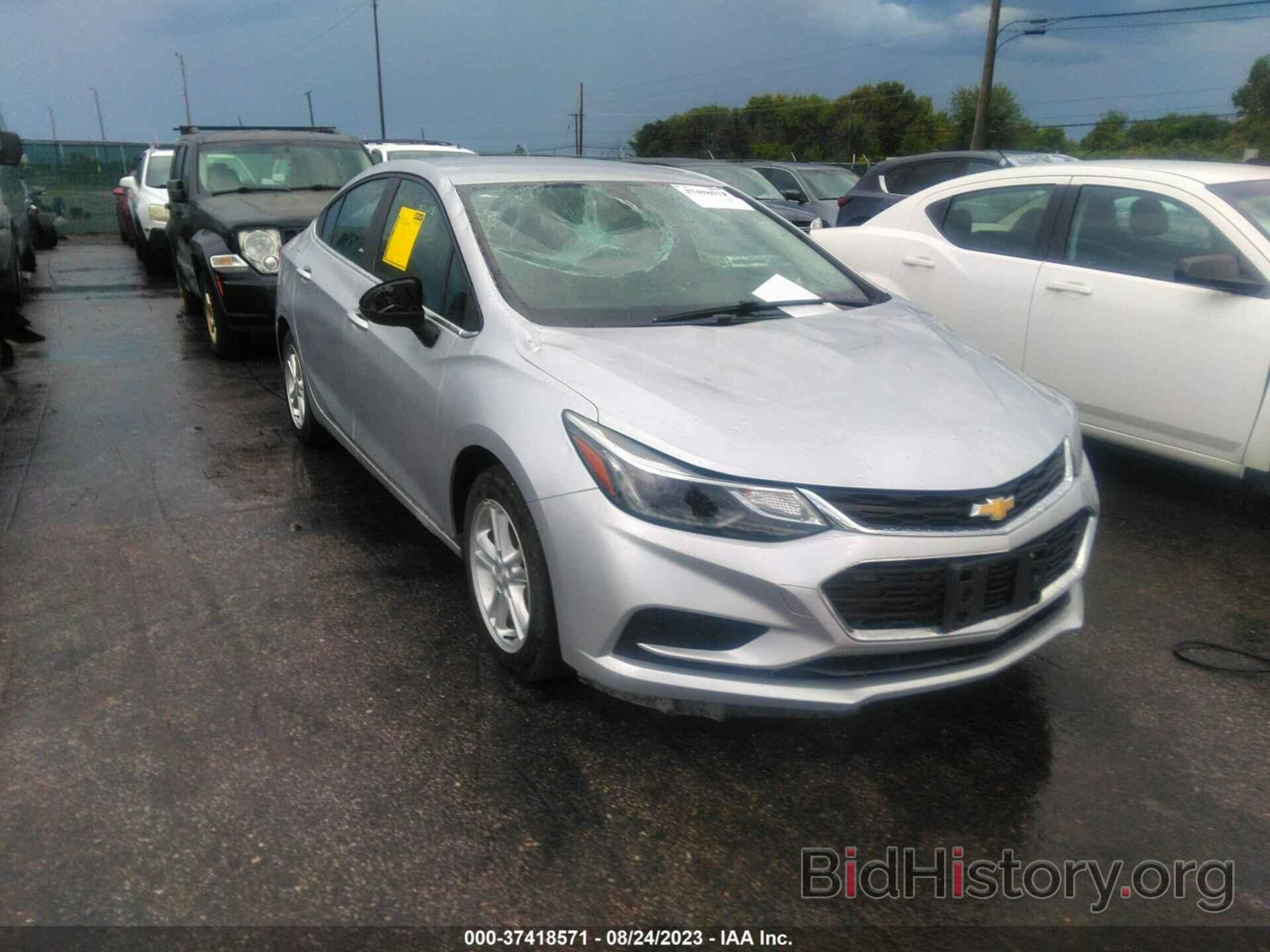 Photo 1G1BE5SM2J7196192 - CHEVROLET CRUZE 2018