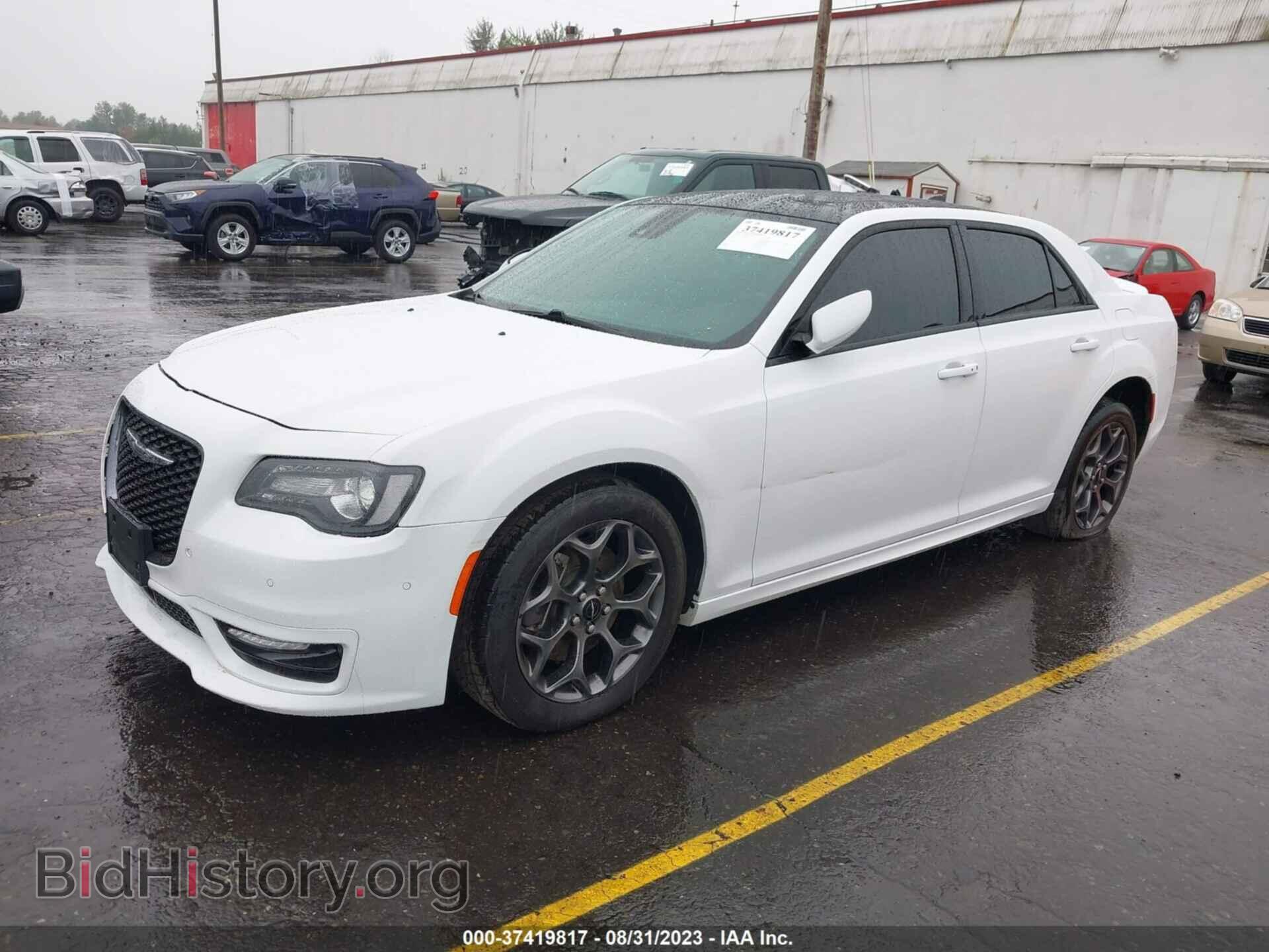 2018 CHRYSLER 300 - VIN: 2C3CCAGG2JH204149 - Фото 2