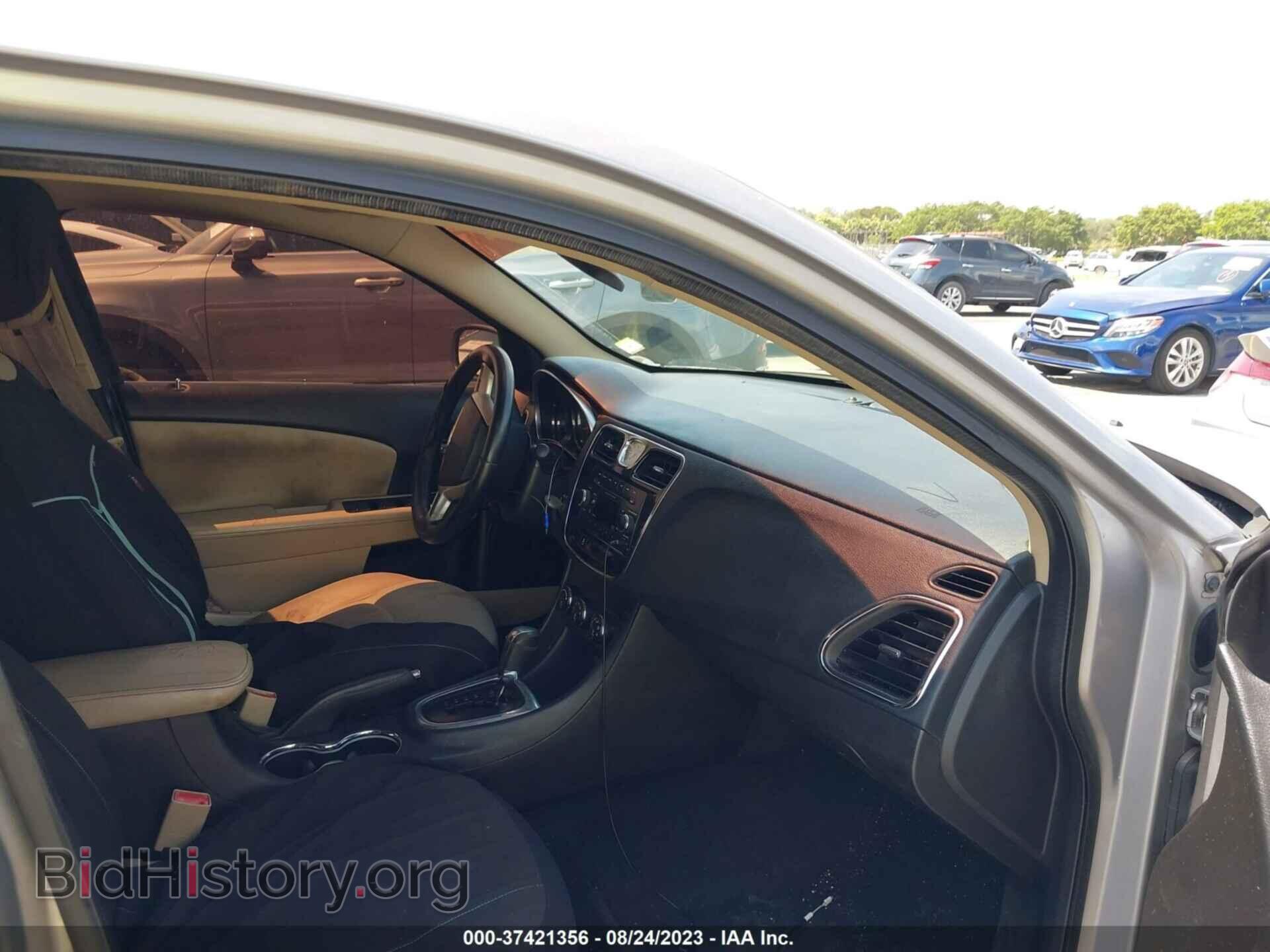 2013 CHRYSLER 200 - VIN: 1C3CCBBB0DN672278 - Photo 5