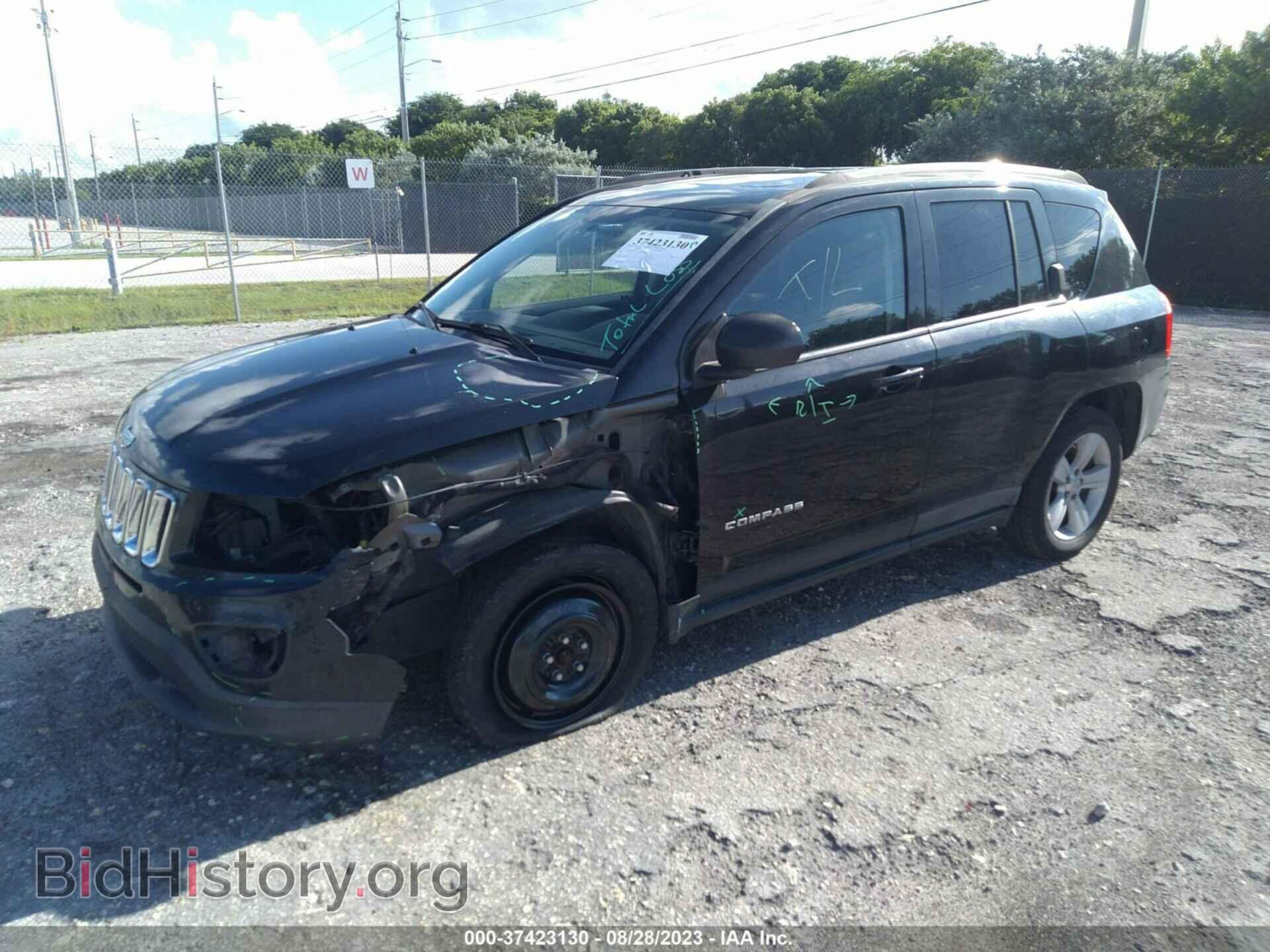 2011 JEEP COMPASS - VIN: 1J4NT1FB0BD171011 - Photo 2