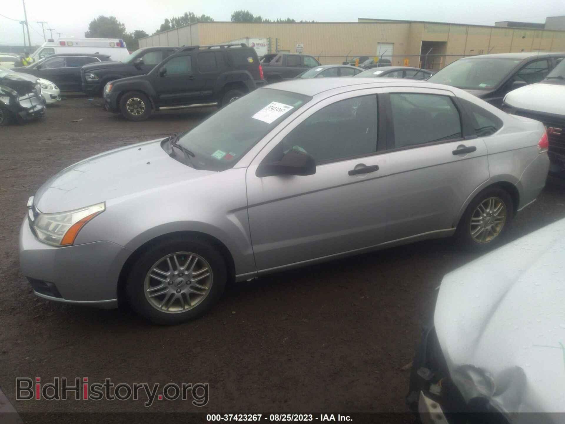 2009 FORD FOCUS - VIN: 1FAHP35N29W157999 - Фото 2
