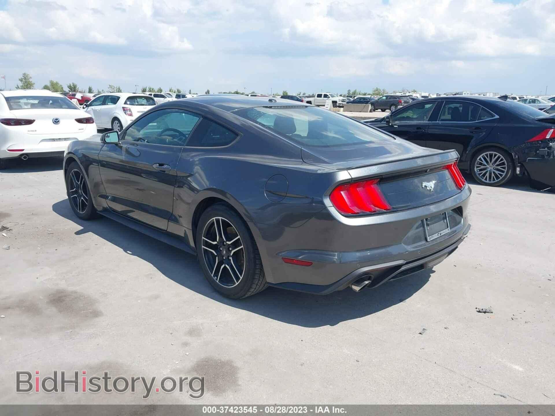 2018 FORD MUSTANG - VIN: 1FA6P8TH0J5156863 - Фото 3