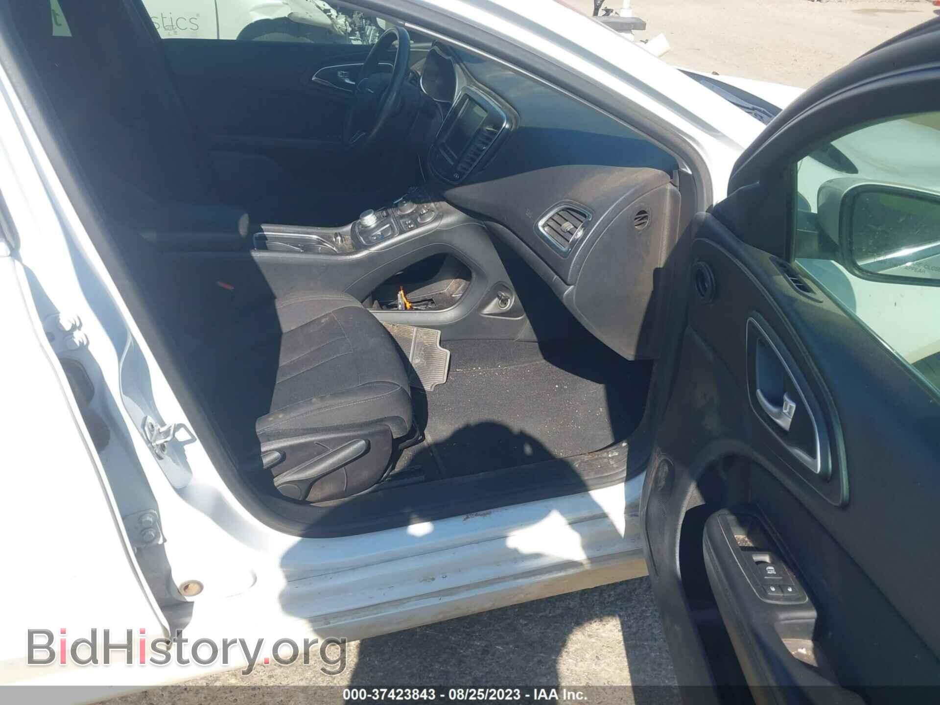 2015 CHRYSLER 200 - VIN: 1C3CCCAB7FN755829 - Photo 5