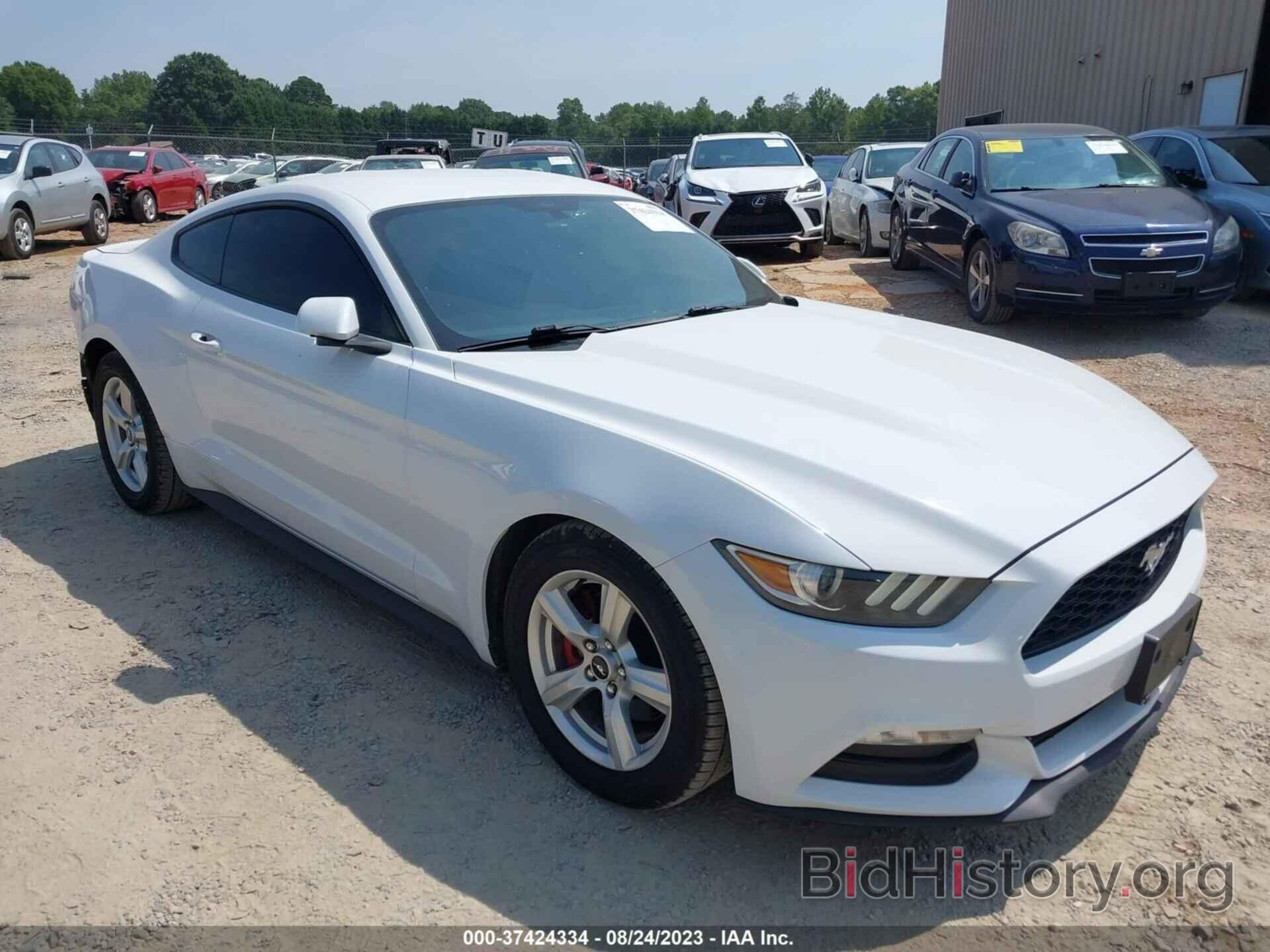 Photo 1FA6P8AM3F5373377 - FORD MUSTANG 2015