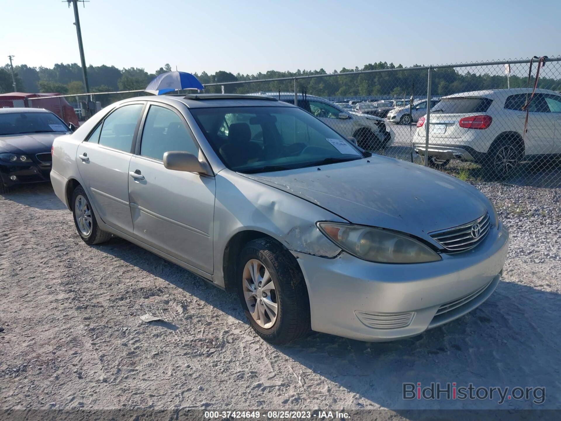 Photo 4T1BE32K86U676221 - TOYOTA CAMRY 2006