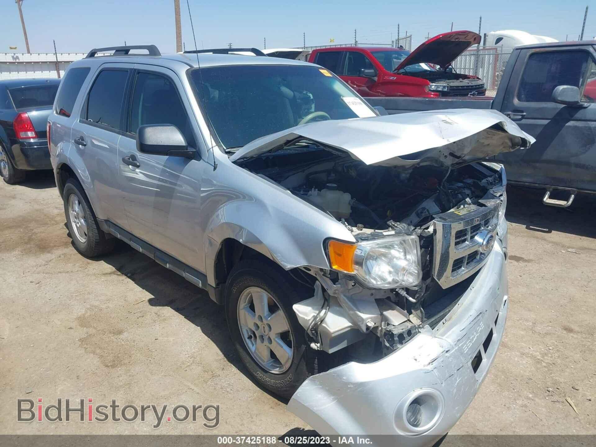Фотография 1FMCU0C75CKC81825 - FORD ESCAPE 2012