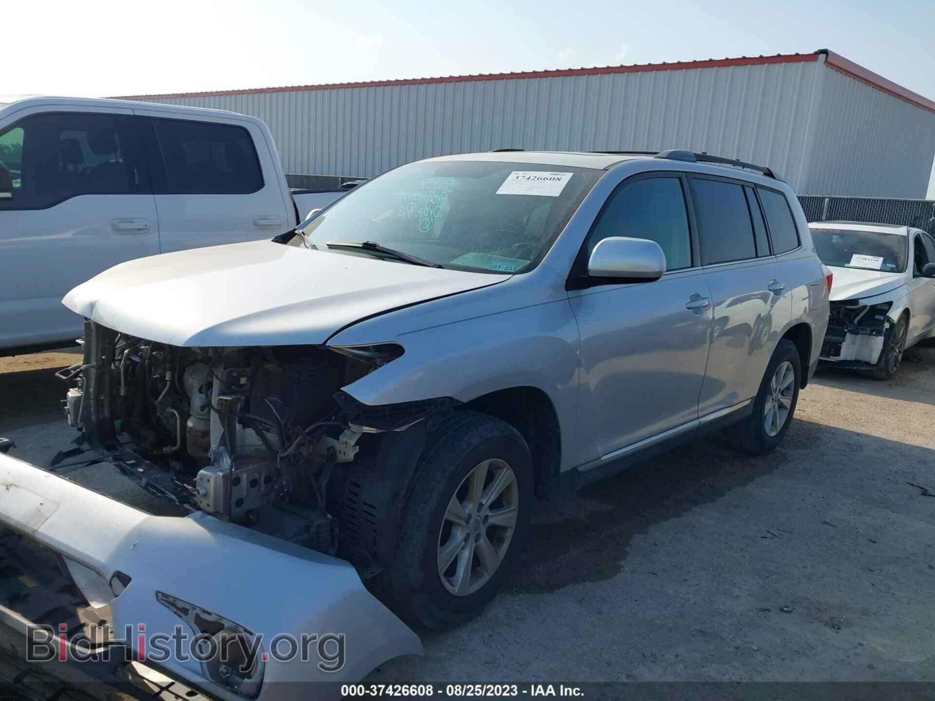 2011 TOYOTA HIGHLANDER - VIN: 5TDBK3EH6BS066944 - Фото 2