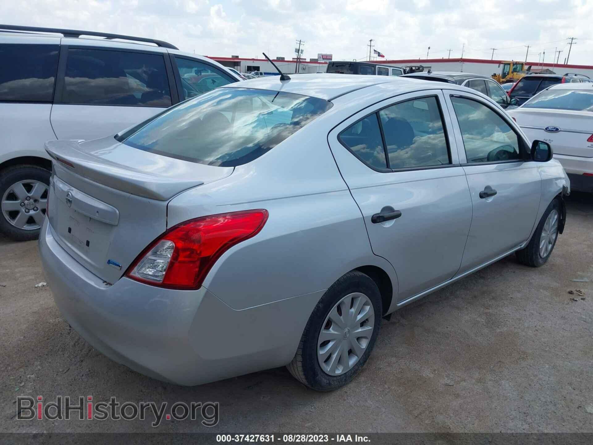2013 NISSAN VERSA - VIN: 3N1CN7AP1DL850525 - Фото 4