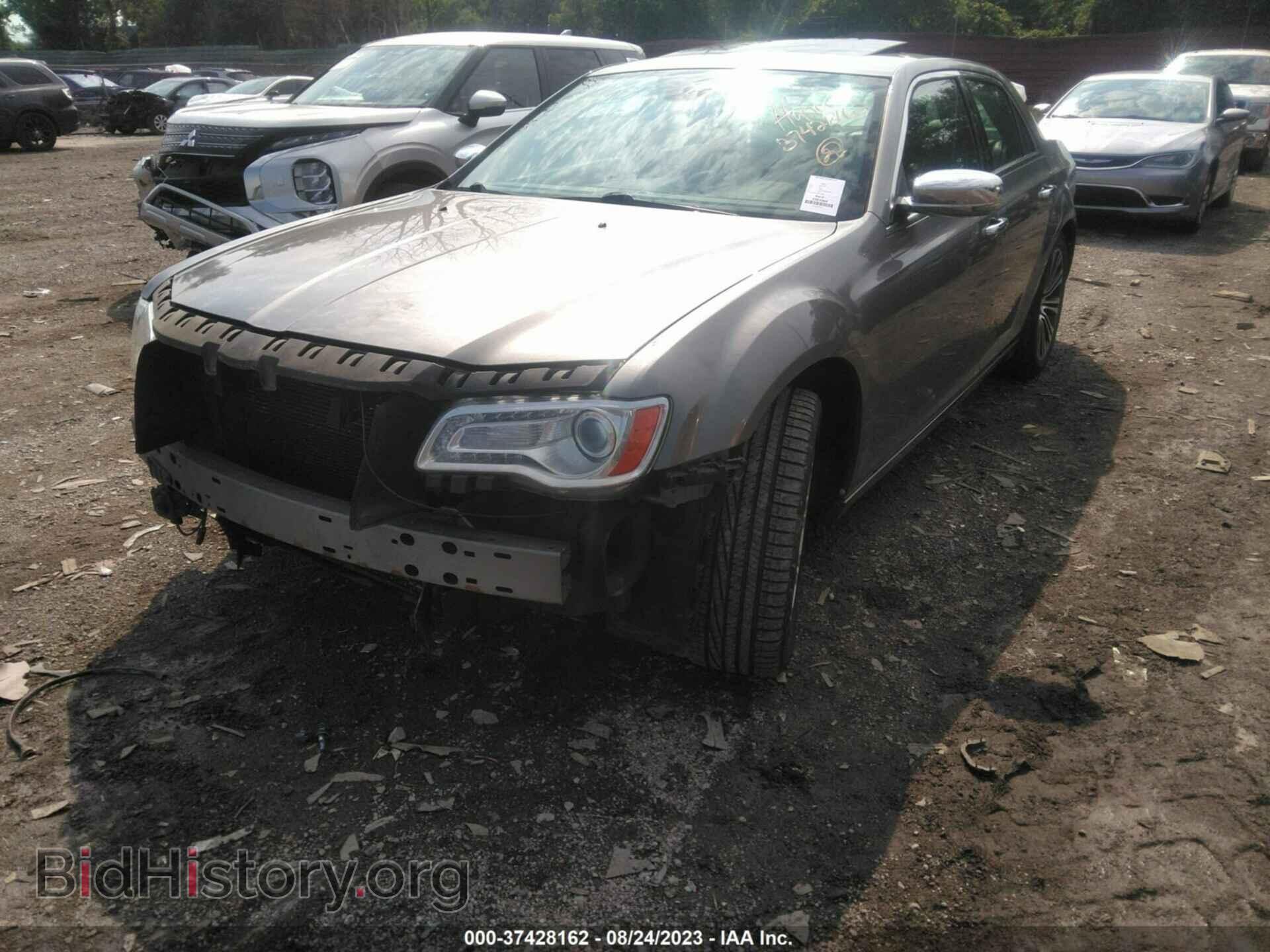 2011 CHRYSLER 300 - VIN: 2C3CA6CT4BH549867 - Фото 2