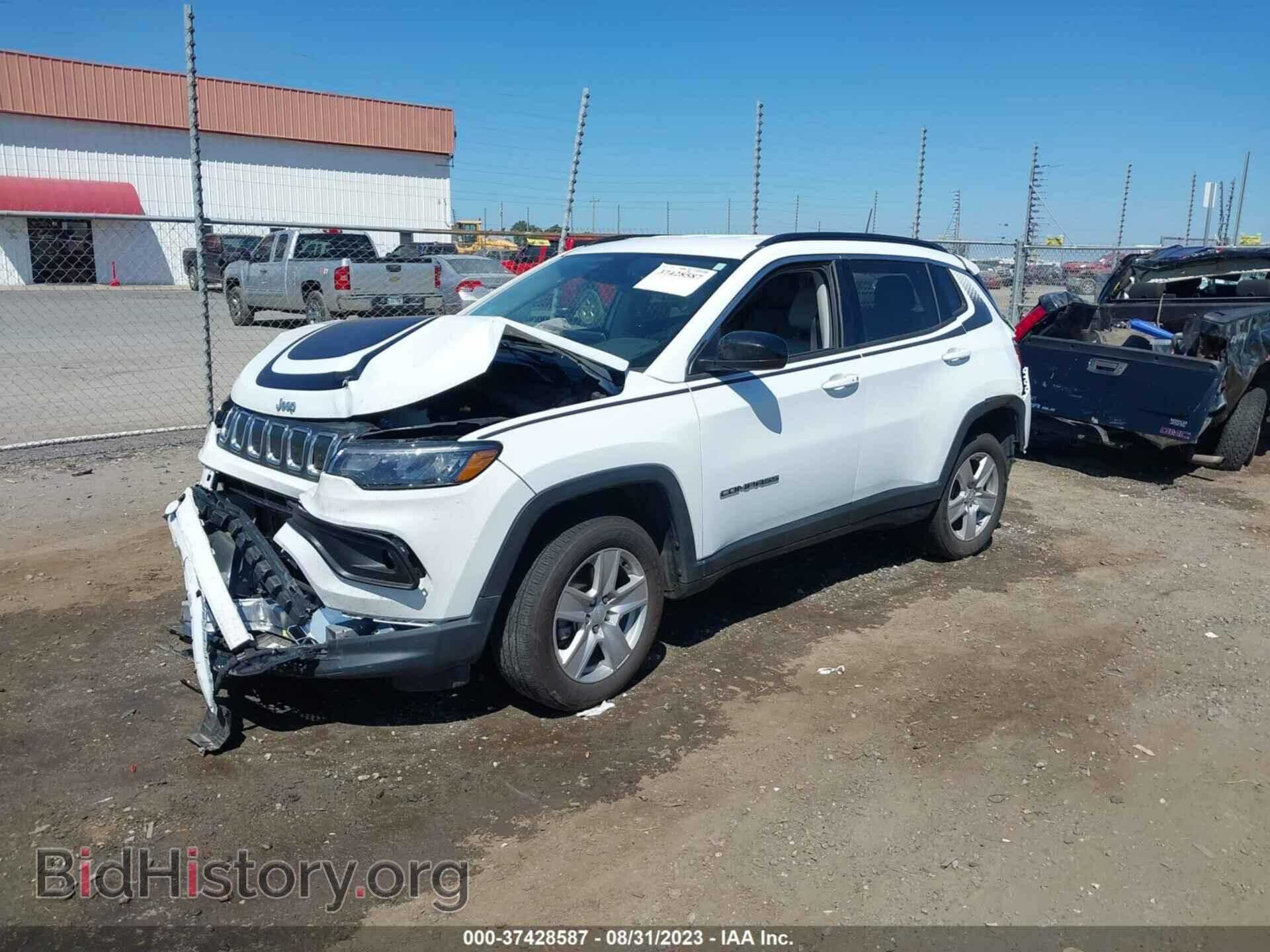 2022 JEEP COMPASS - VIN: 3C4NJDBBXNT199898 - Фото 2