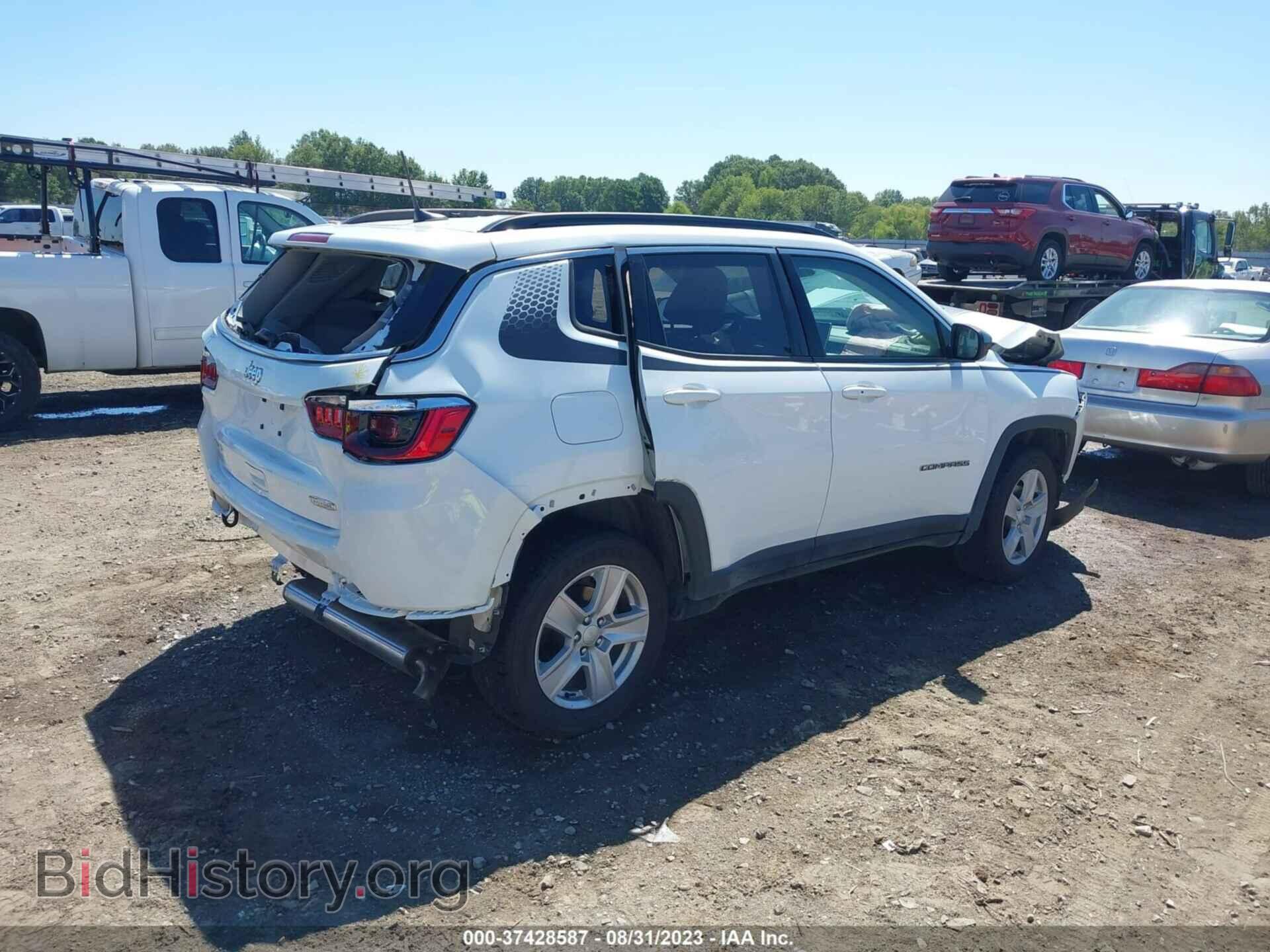 2022 JEEP COMPASS - VIN: 3C4NJDBBXNT199898 - Фото 4