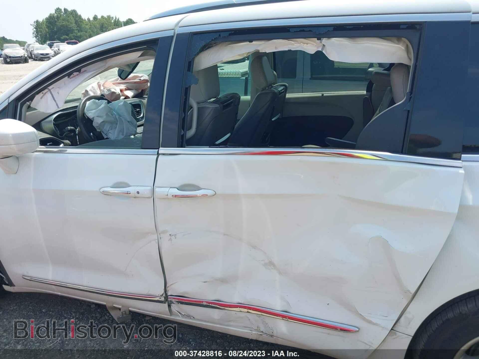 2017 CHRYSLER PACIFICA - VIN: 2C4RC1EG9HR644057 - Photo 14