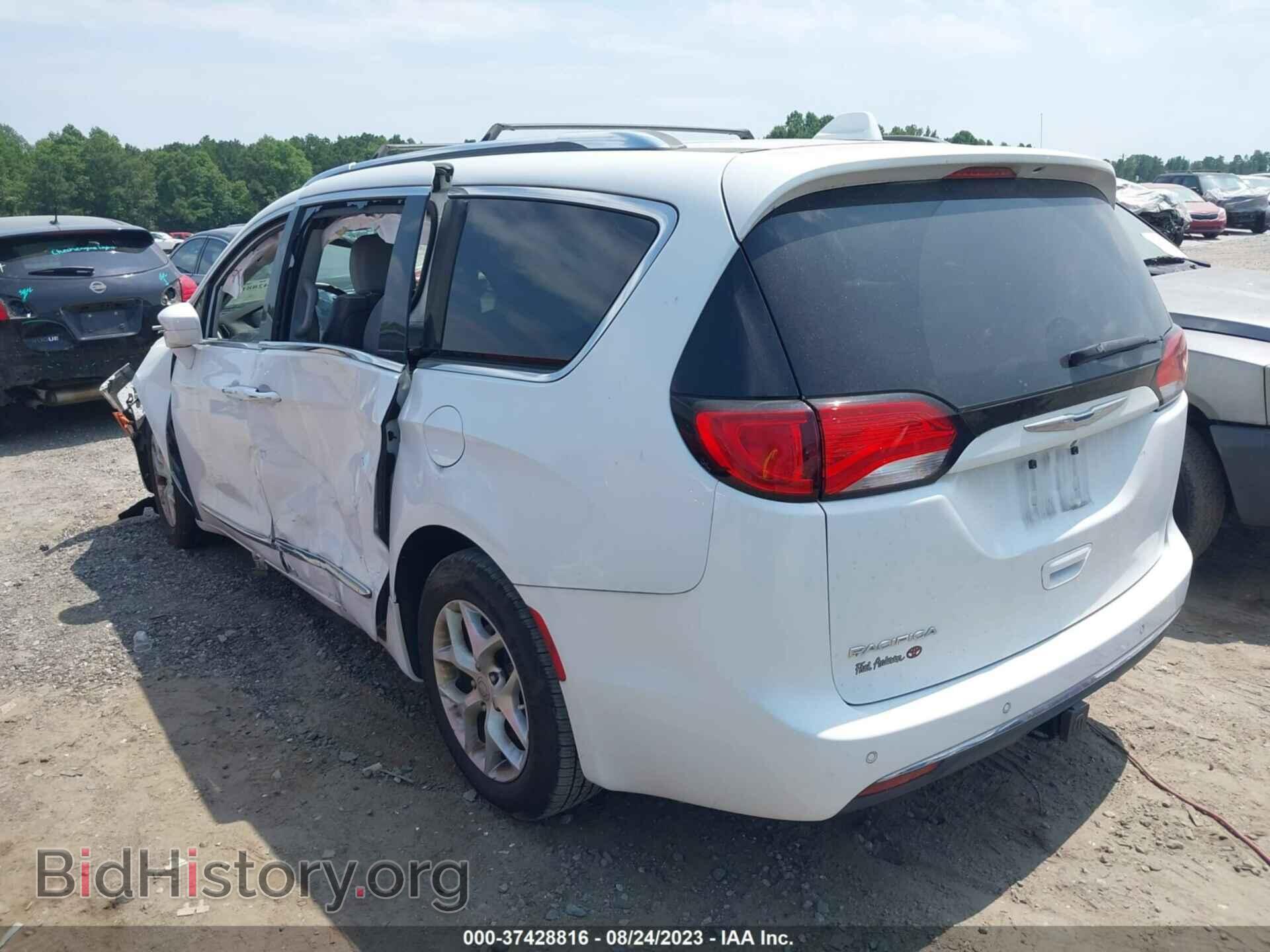 2017 CHRYSLER PACIFICA - VIN: 2C4RC1EG9HR644057 - Photo 3