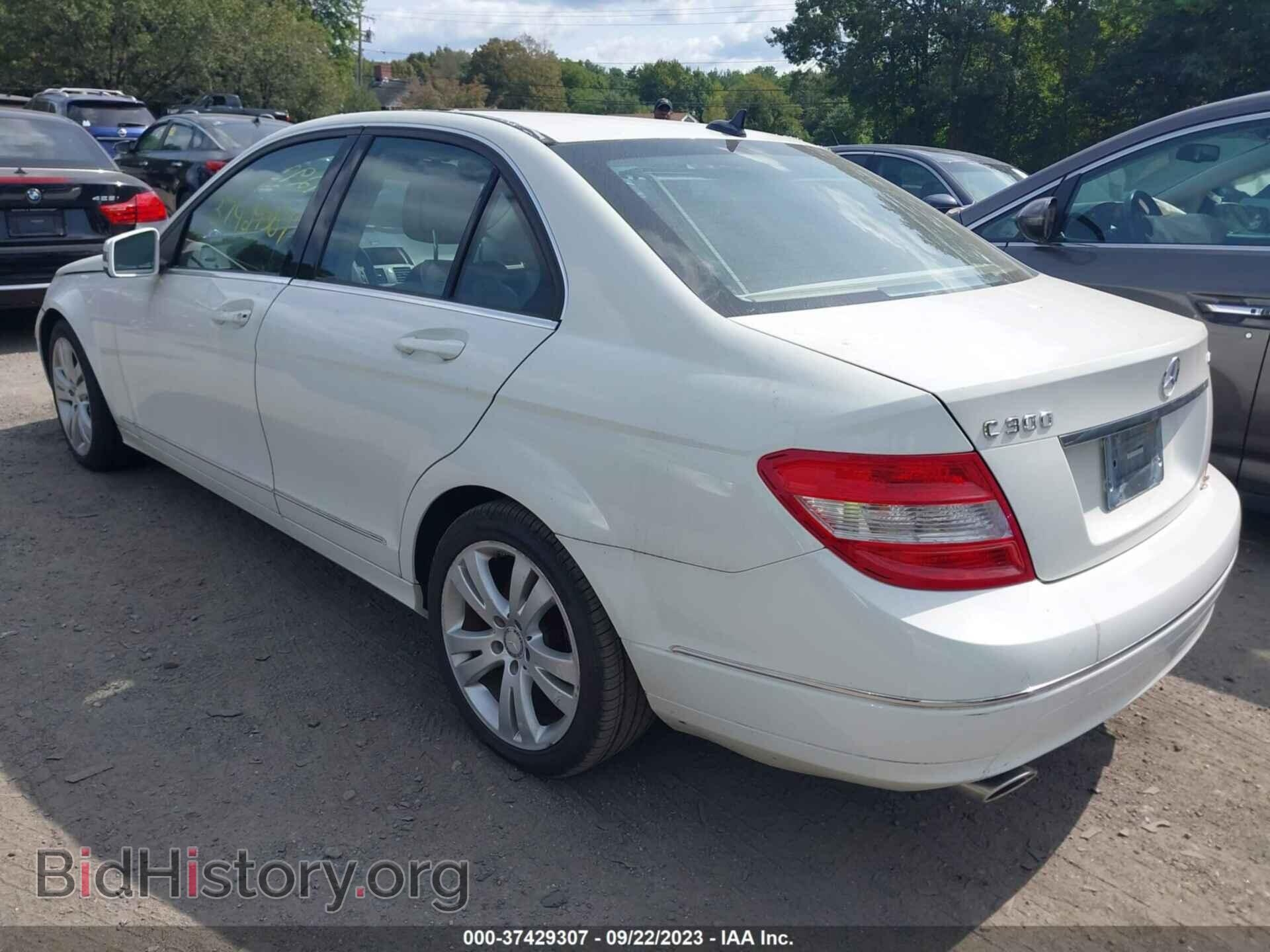 2011 MERCEDES-BENZ C-CLASS - VIN: WDDGF8BBXBR159929 - Фото 3