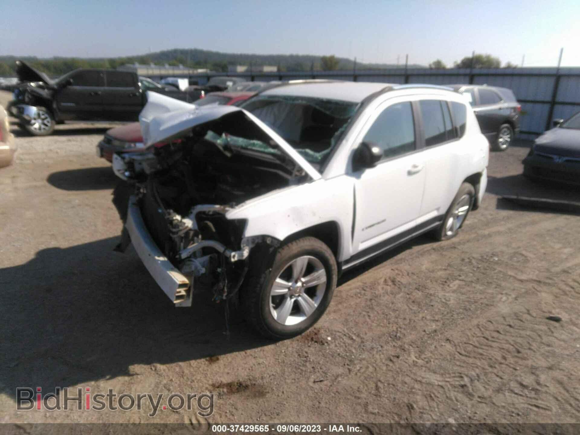 2012 JEEP COMPASS - VIN: 1C4NJCBA7CD573565 - Фото 2