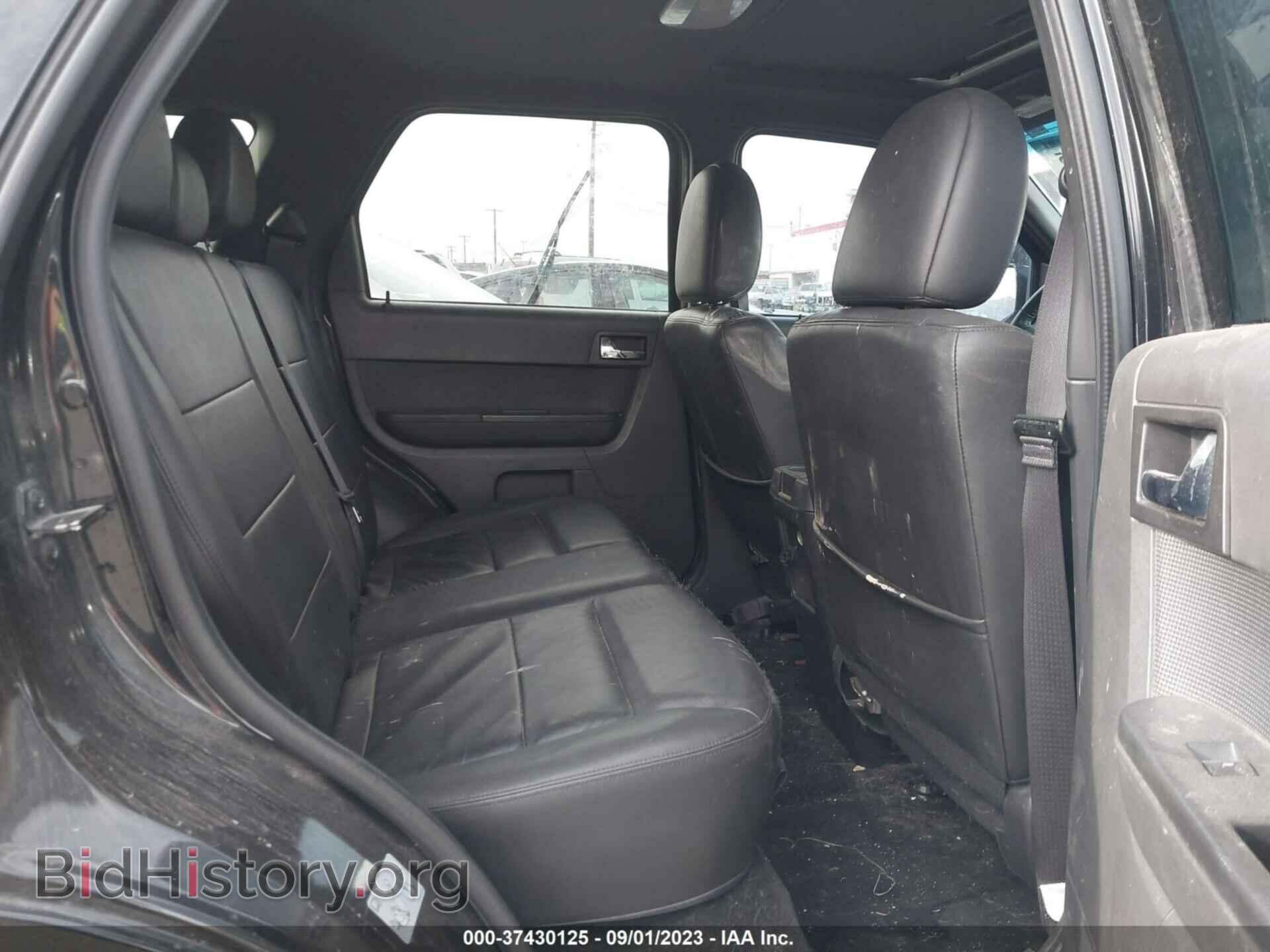 2011 FORD ESCAPE - VIN: 1FMCU9EG2BKA81663 - Photo 8