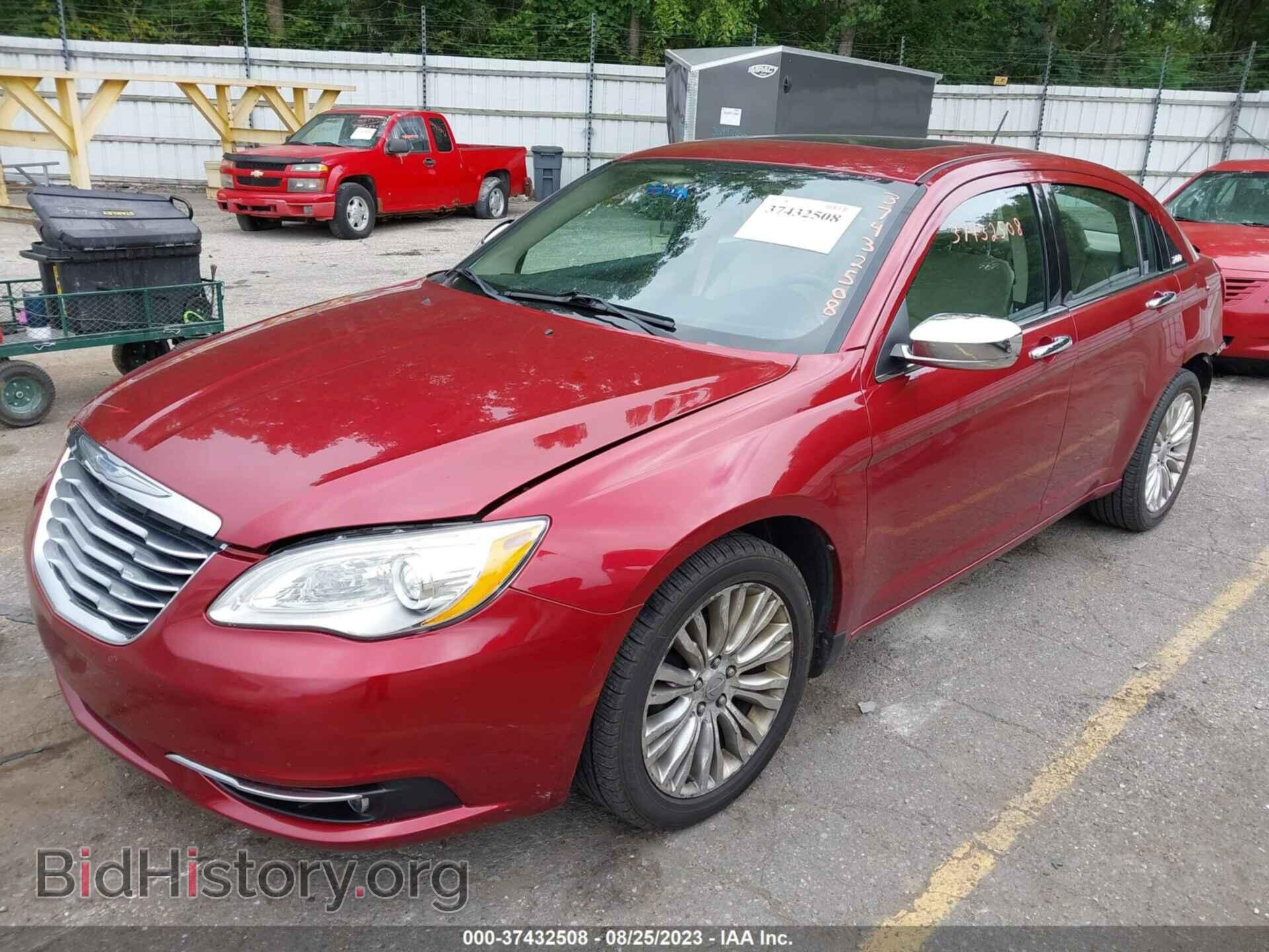 2013 CHRYSLER 200 - VIN: 1C3CCBCG0DN690046 - Photo 2