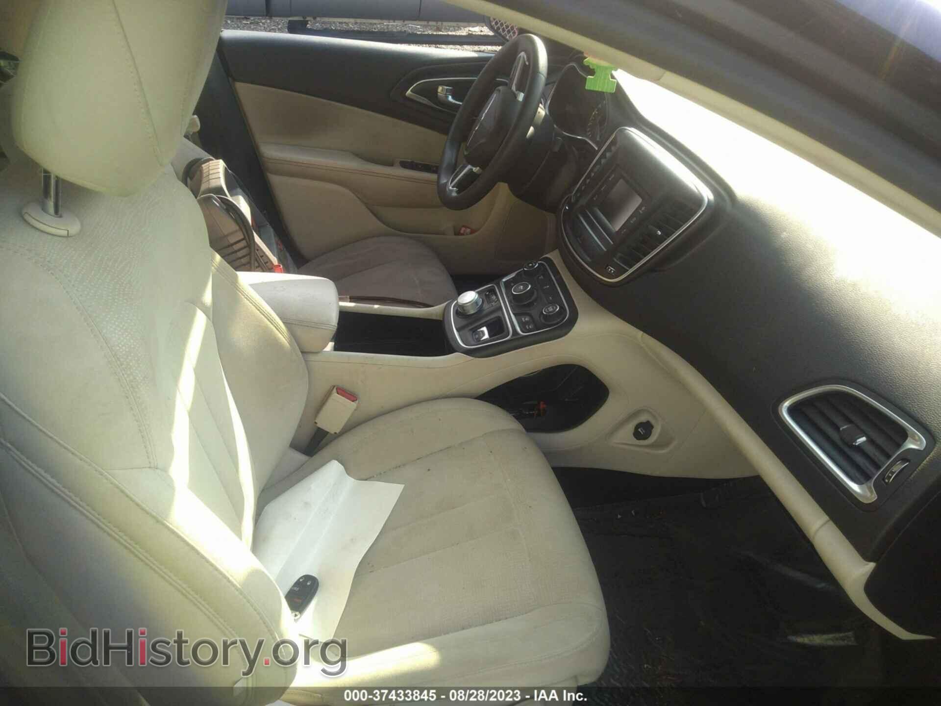 2016 CHRYSLER 200 - VIN: 1C3CCCAB8GN145651 - Фото 5