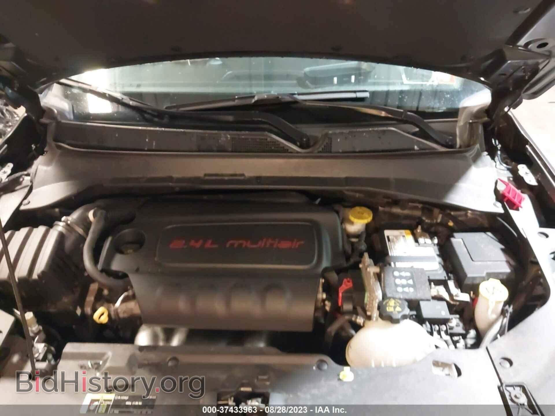 2022 JEEP COMPASS - VIN: 3C4NJDBB1NT122644 - Фото 10