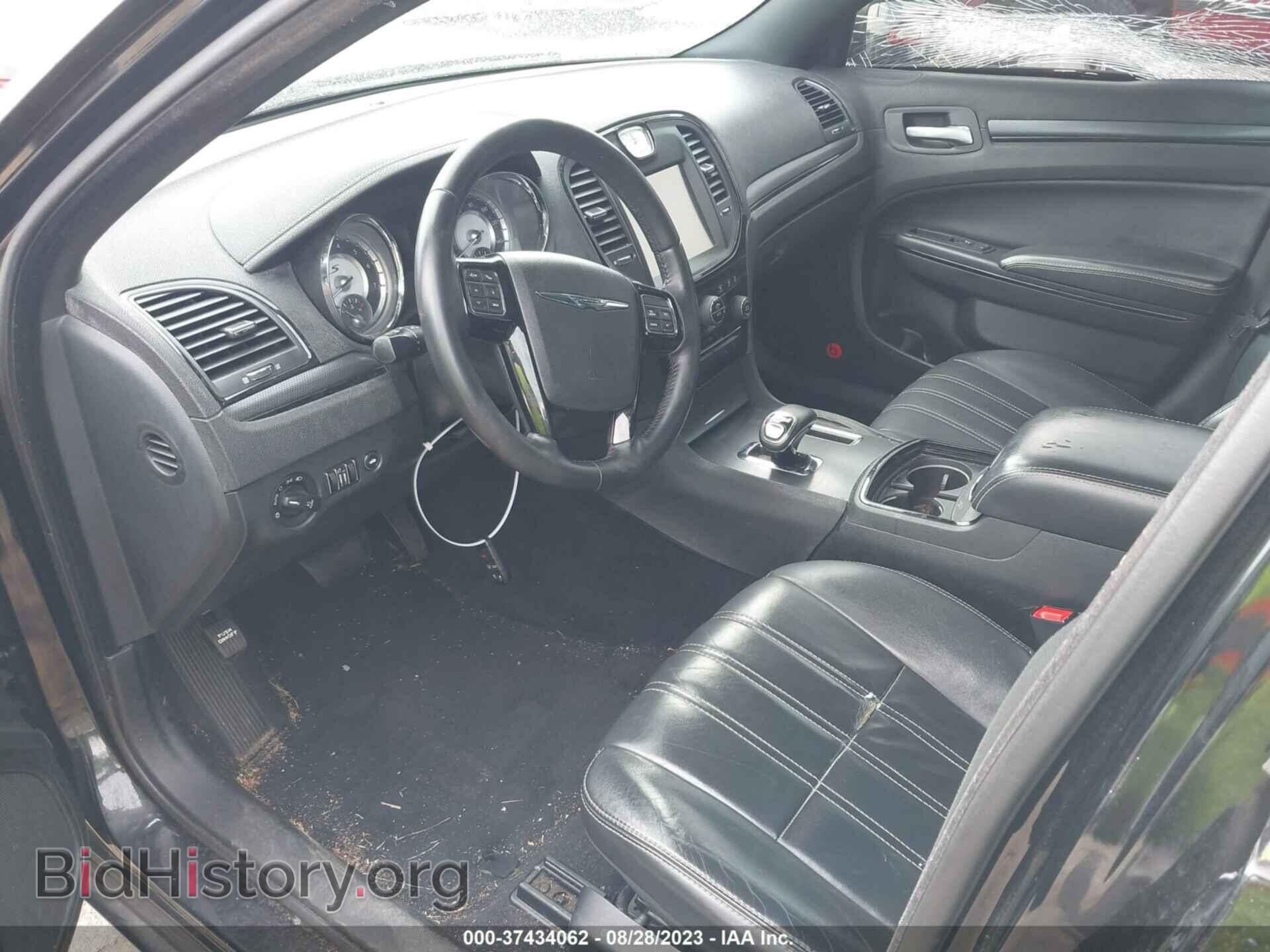 2014 CHRYSLER 300 - VIN: 2C3CCABG7EH161697 - Фото 5