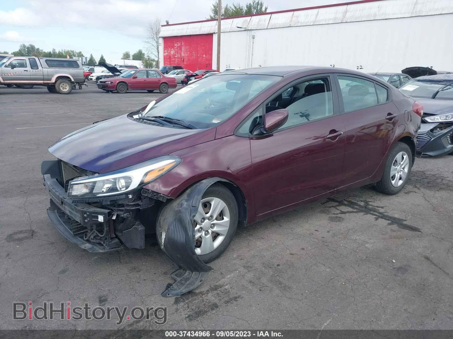 2017 KIA FORTE - VIN: 3KPFL4A70HE036584 - Фото 2