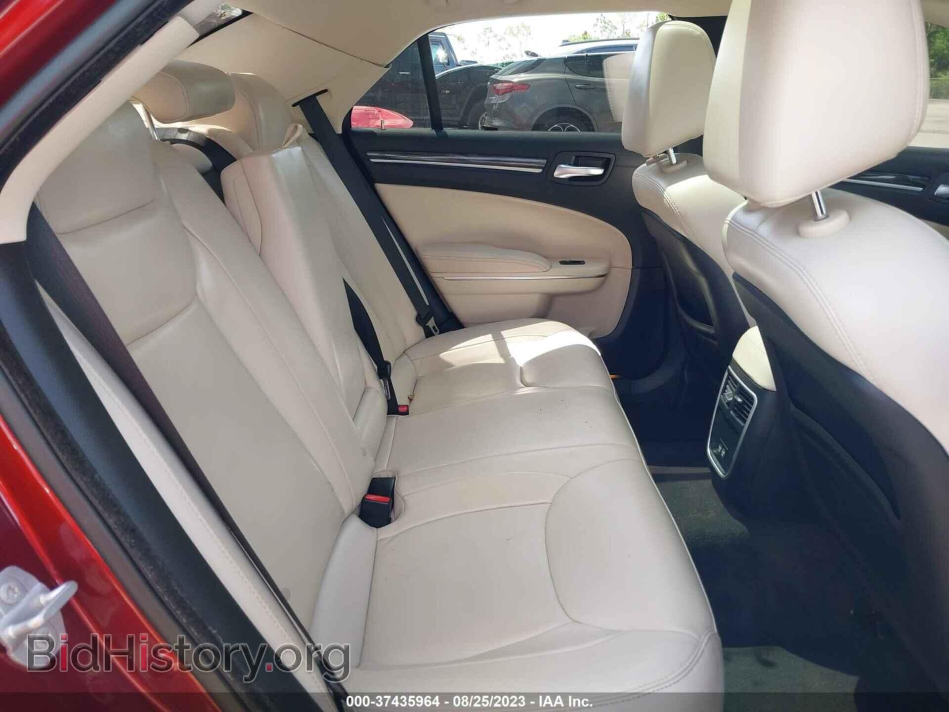 2015 CHRYSLER 300 - VIN: 2C3CCARG1FH820512 - Фото 8